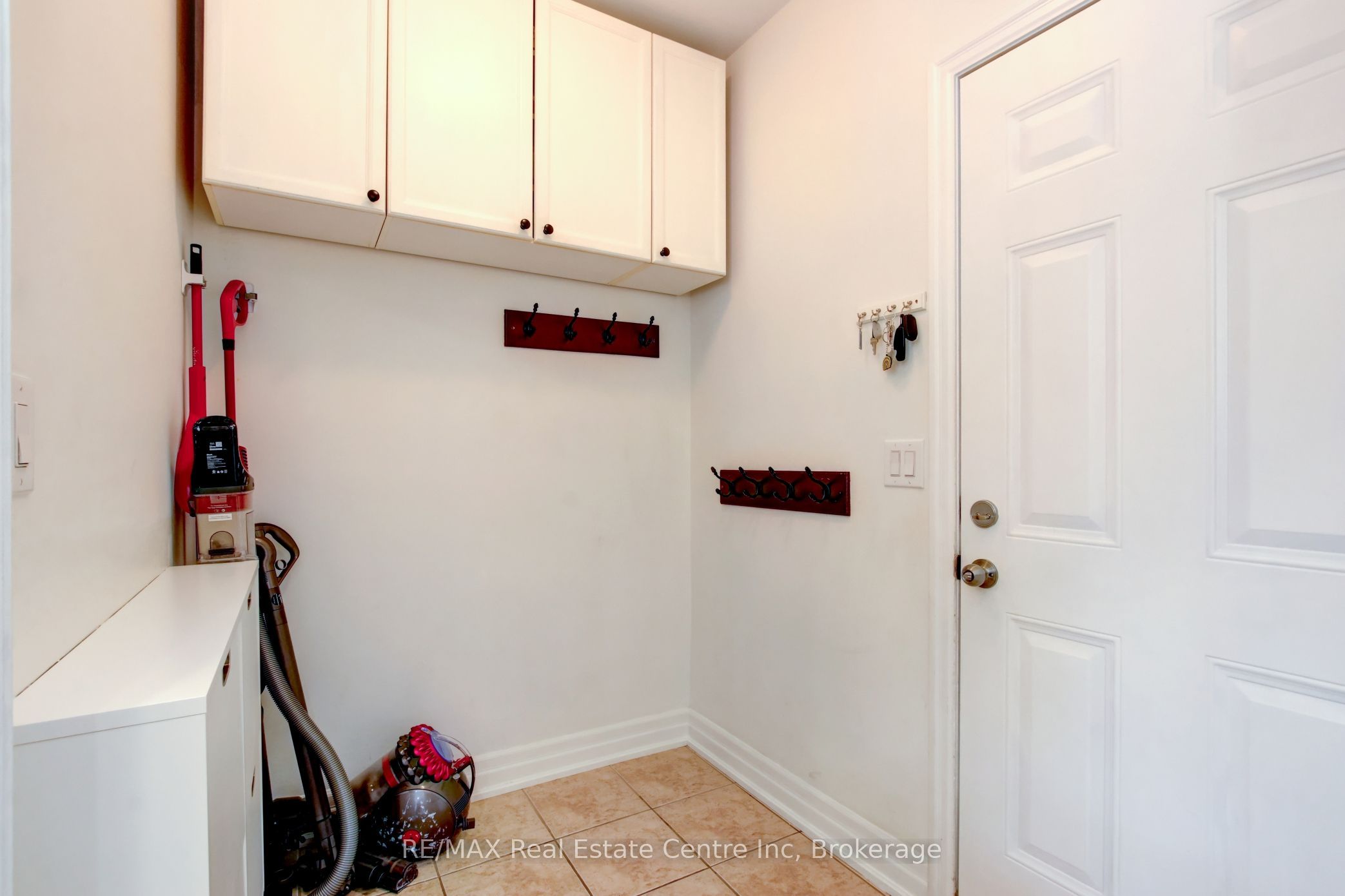 52 Bardoe Crescent Property Photo 16