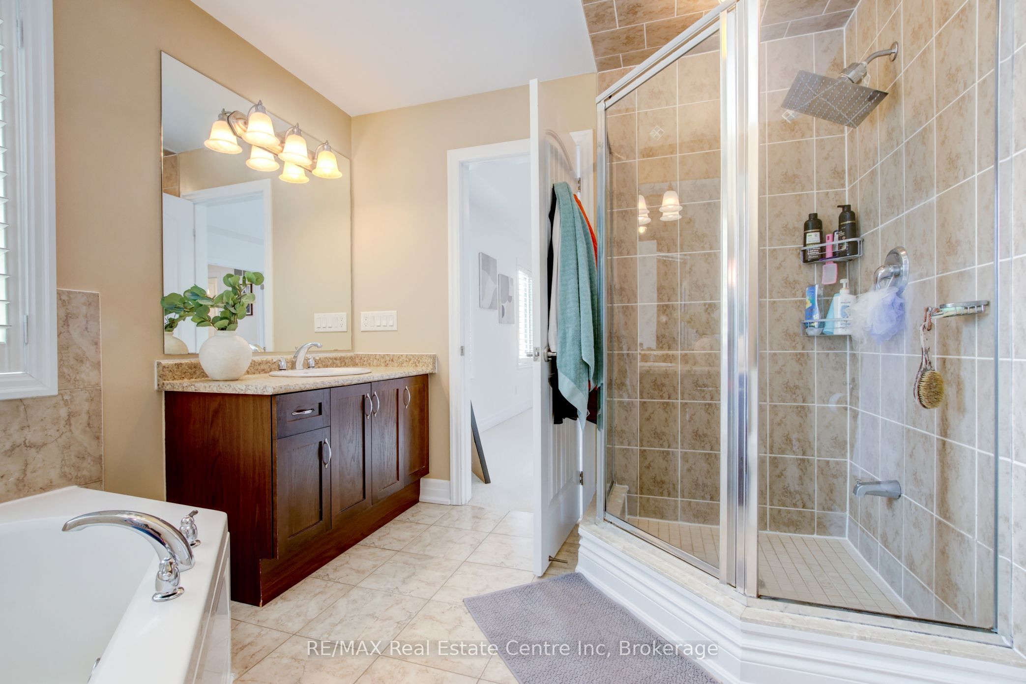 52 Bardoe Crescent Property Photo 25