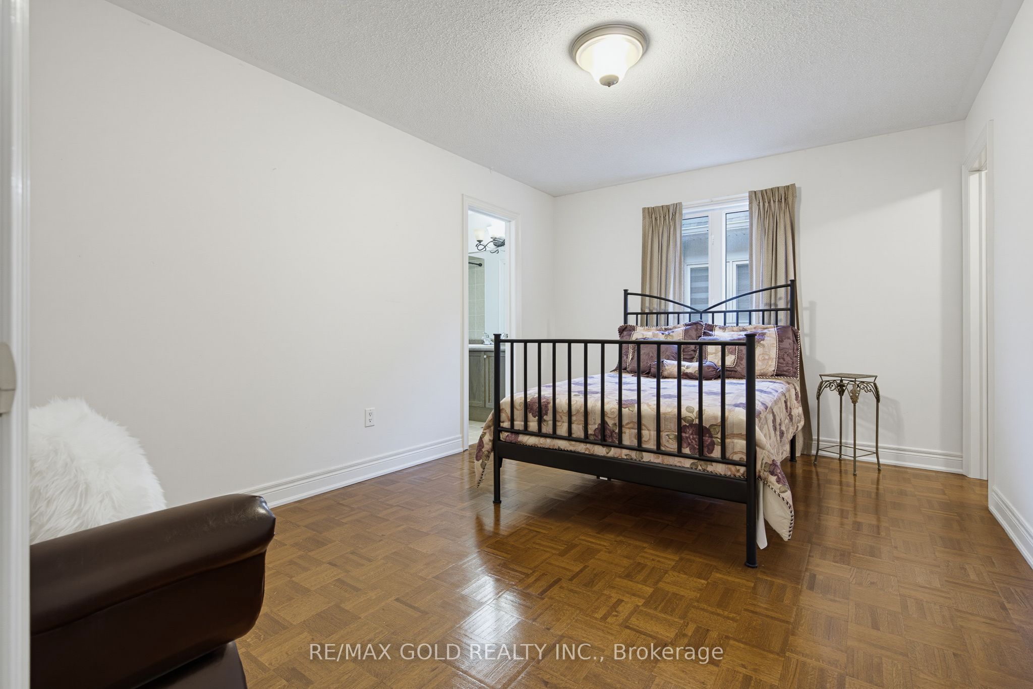 34 Lexington Road Property Photo 18