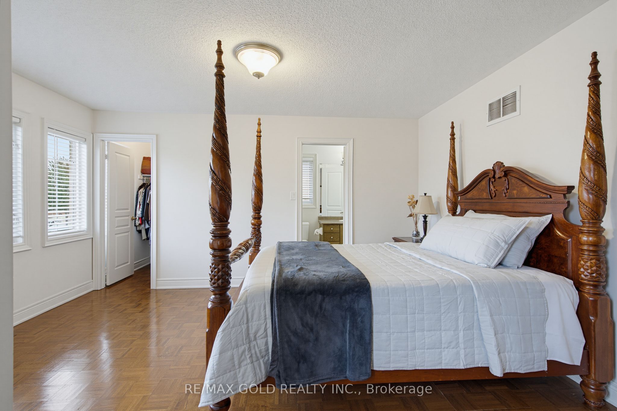 34 Lexington Road Property Photo 21