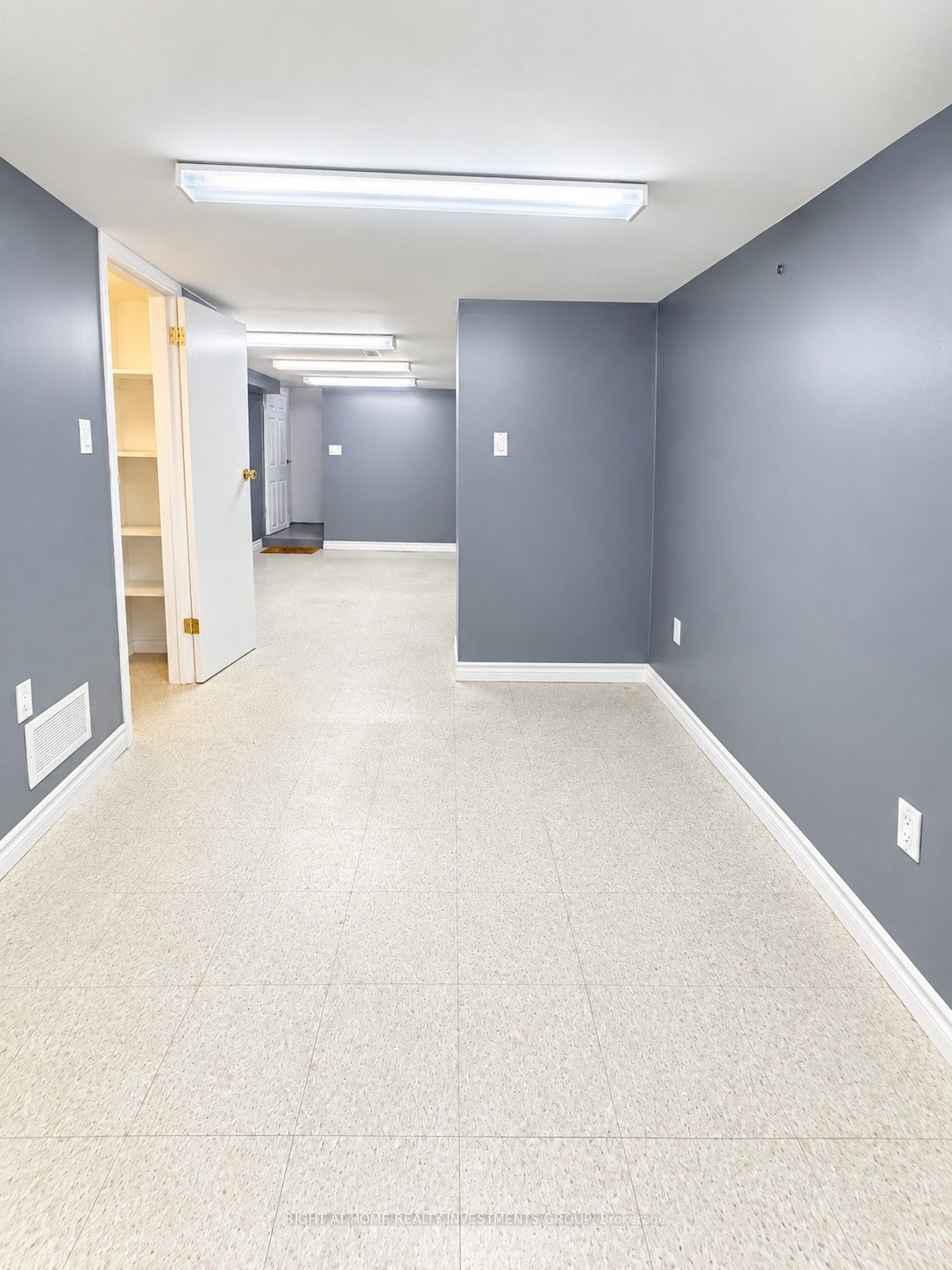 242 Silverthorn Avenue Property Photo 15