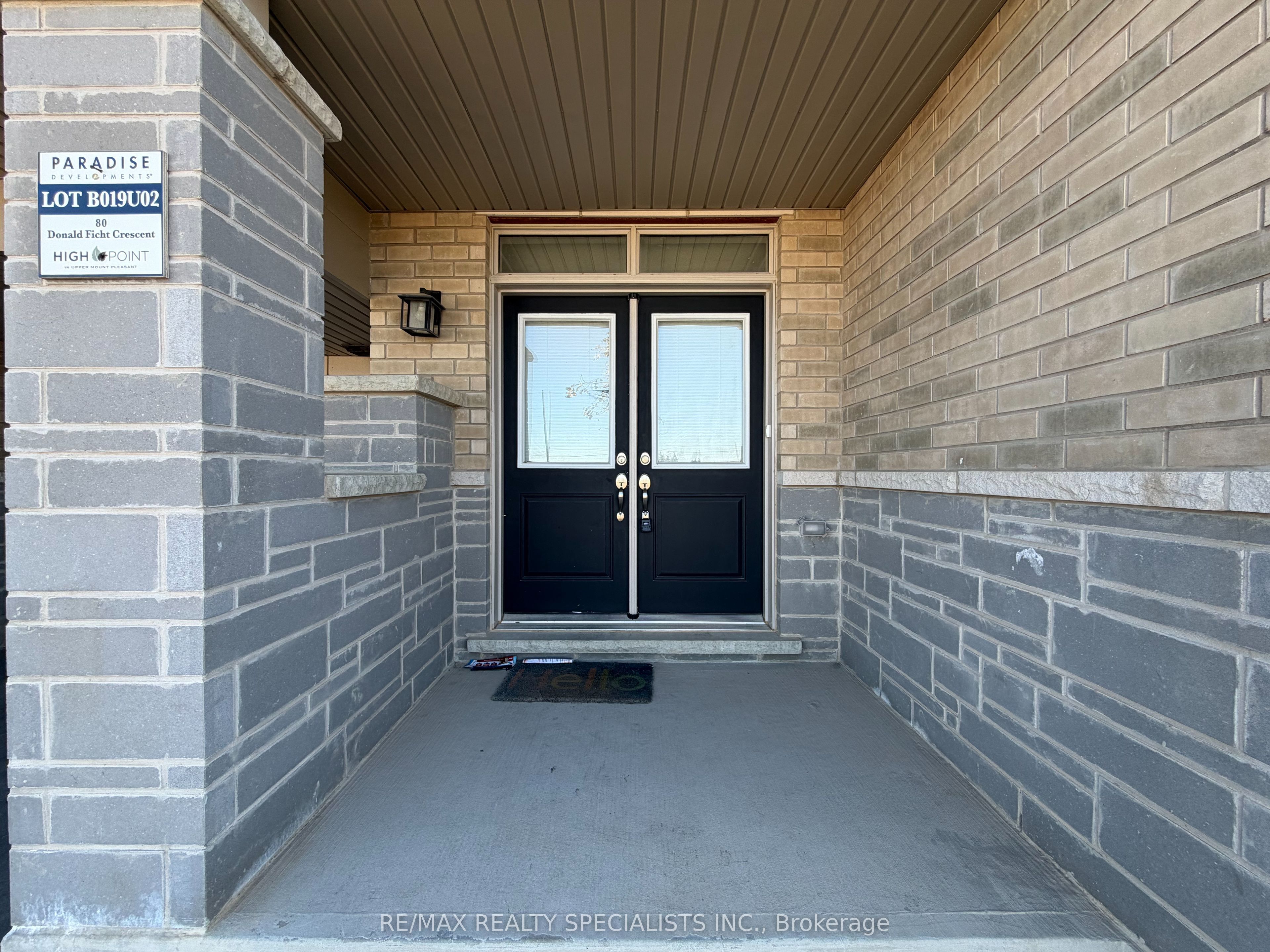 80 Donald Ficht Crescent Property Photo 12