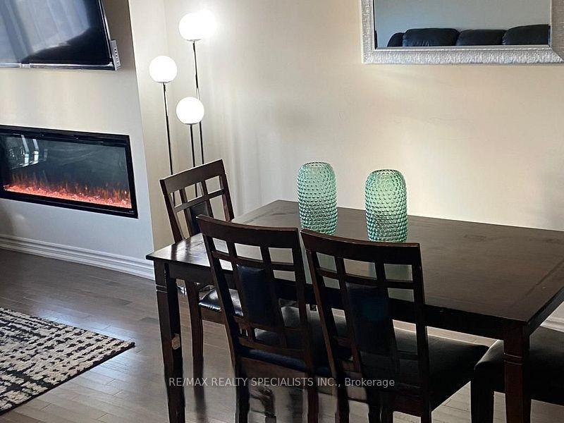 80 Donald Ficht Crescent Property Photo 17