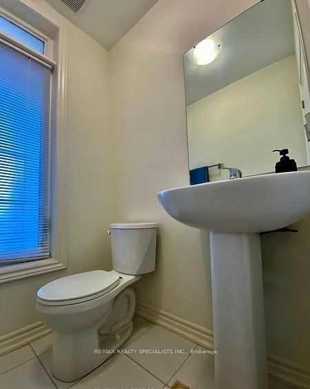 80 Donald Ficht Crescent Property Photo 20