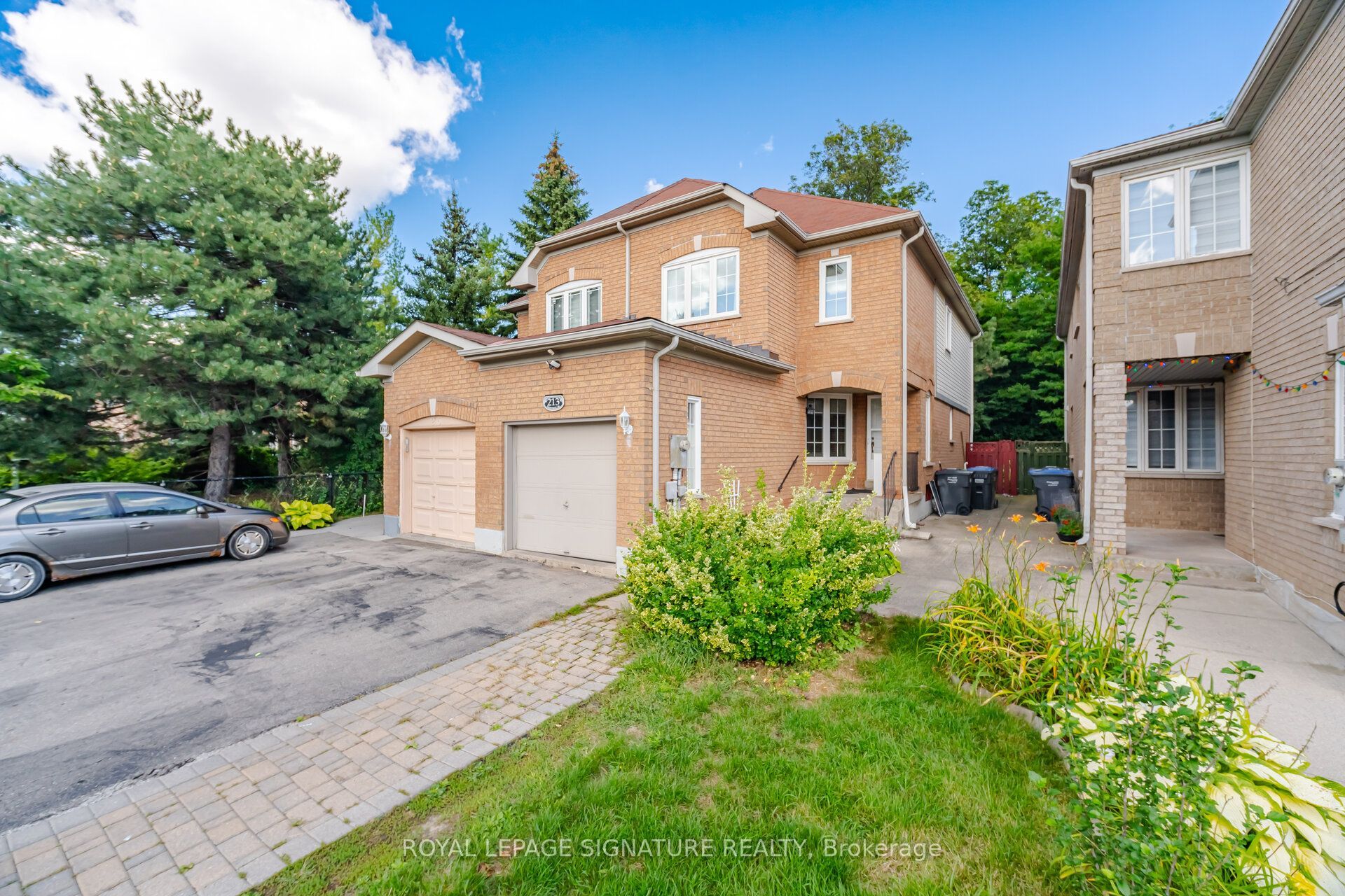 213 Fernforest Drive Property Photo 1