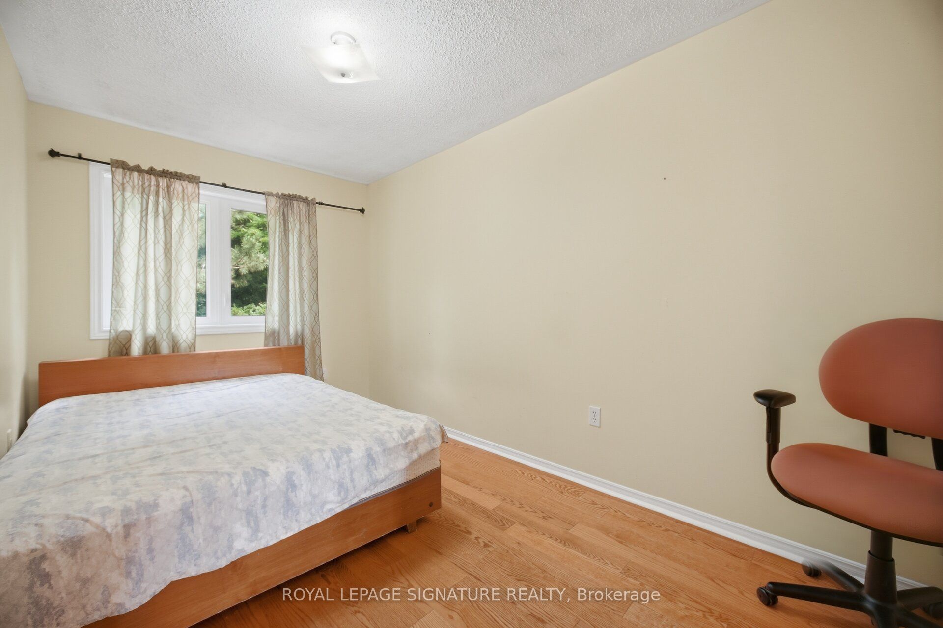 213 Fernforest Drive Property Photo 27