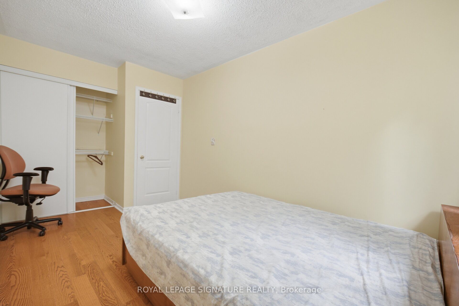 213 Fernforest Drive Property Photo 28