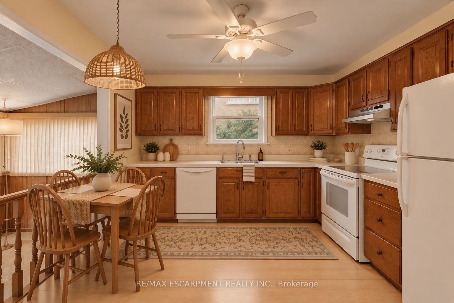 1388/1390 Leighland Road Property Photo 11
