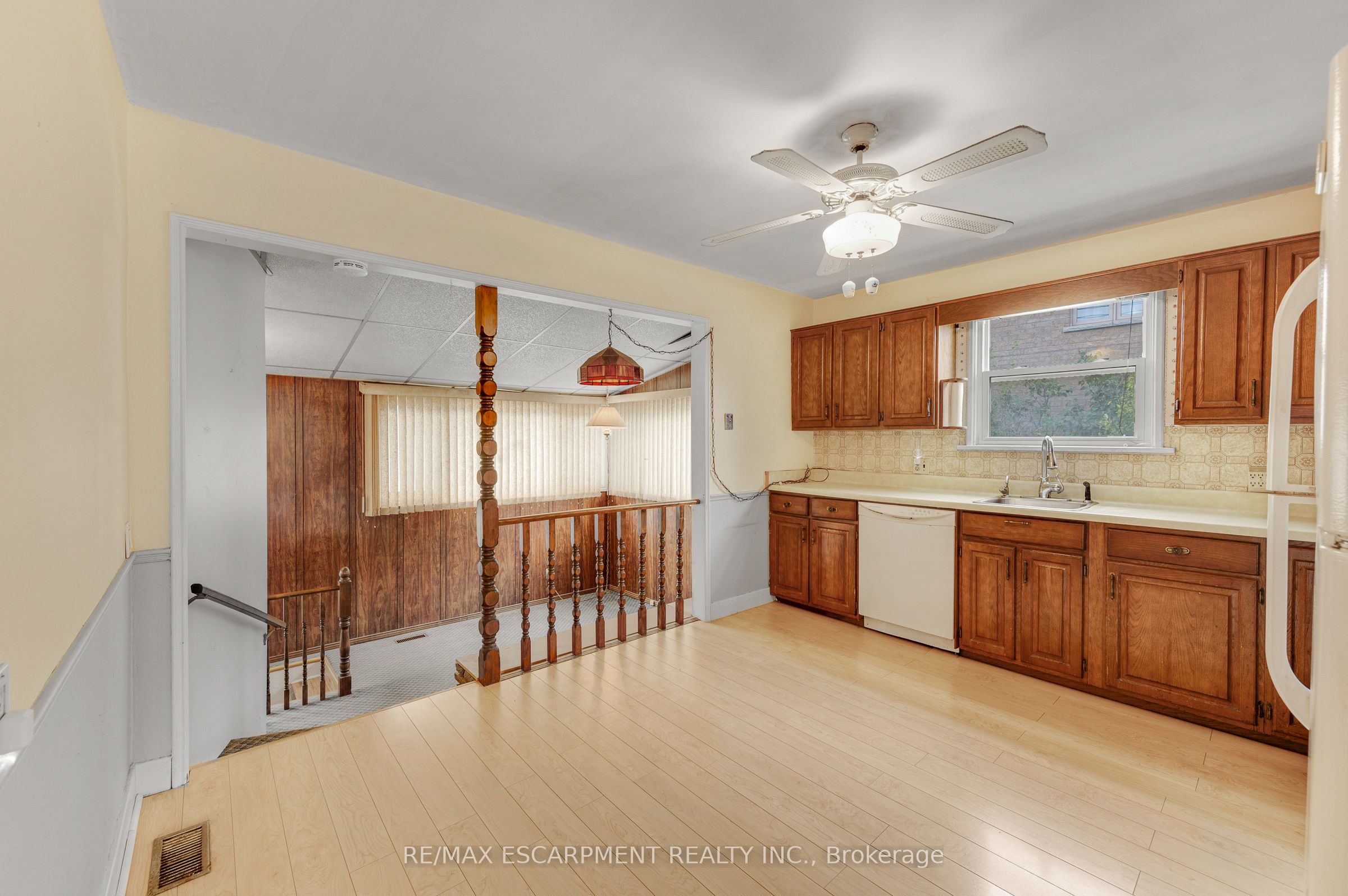 1388/1390 Leighland Road Property Photo 14