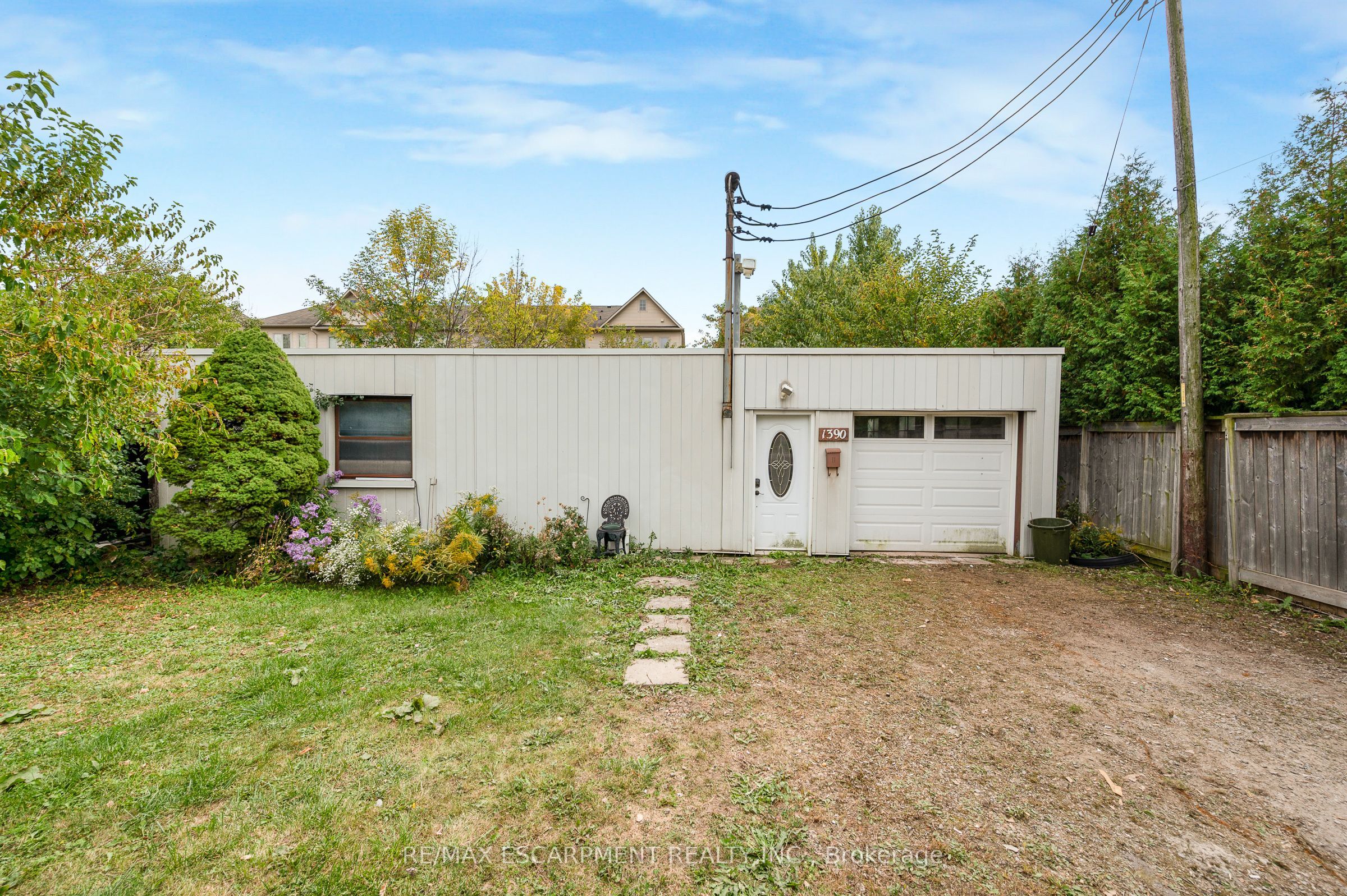 1388/1390 Leighland Road Property Photo 21