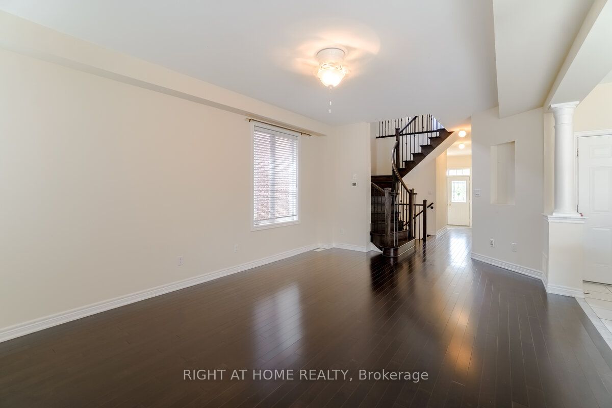 4644 Doug Wright Drive Property Photo 7