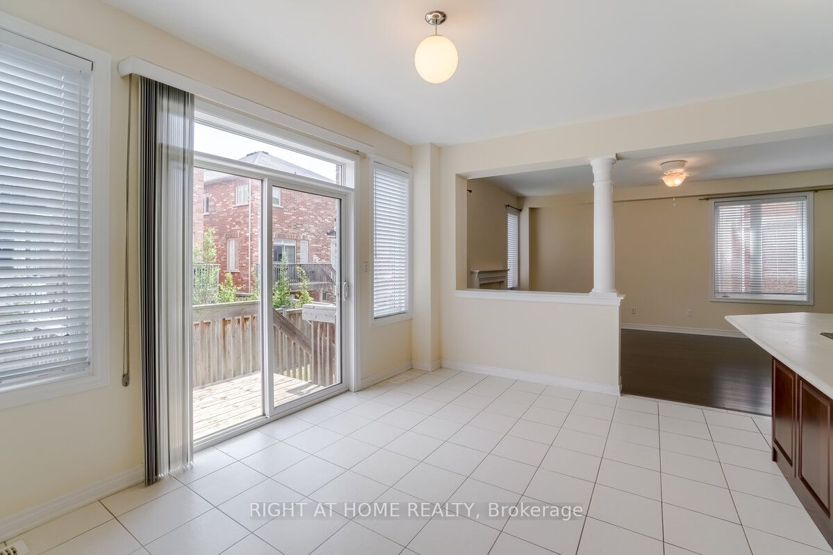 4644 Doug Wright Drive Property Photo 13