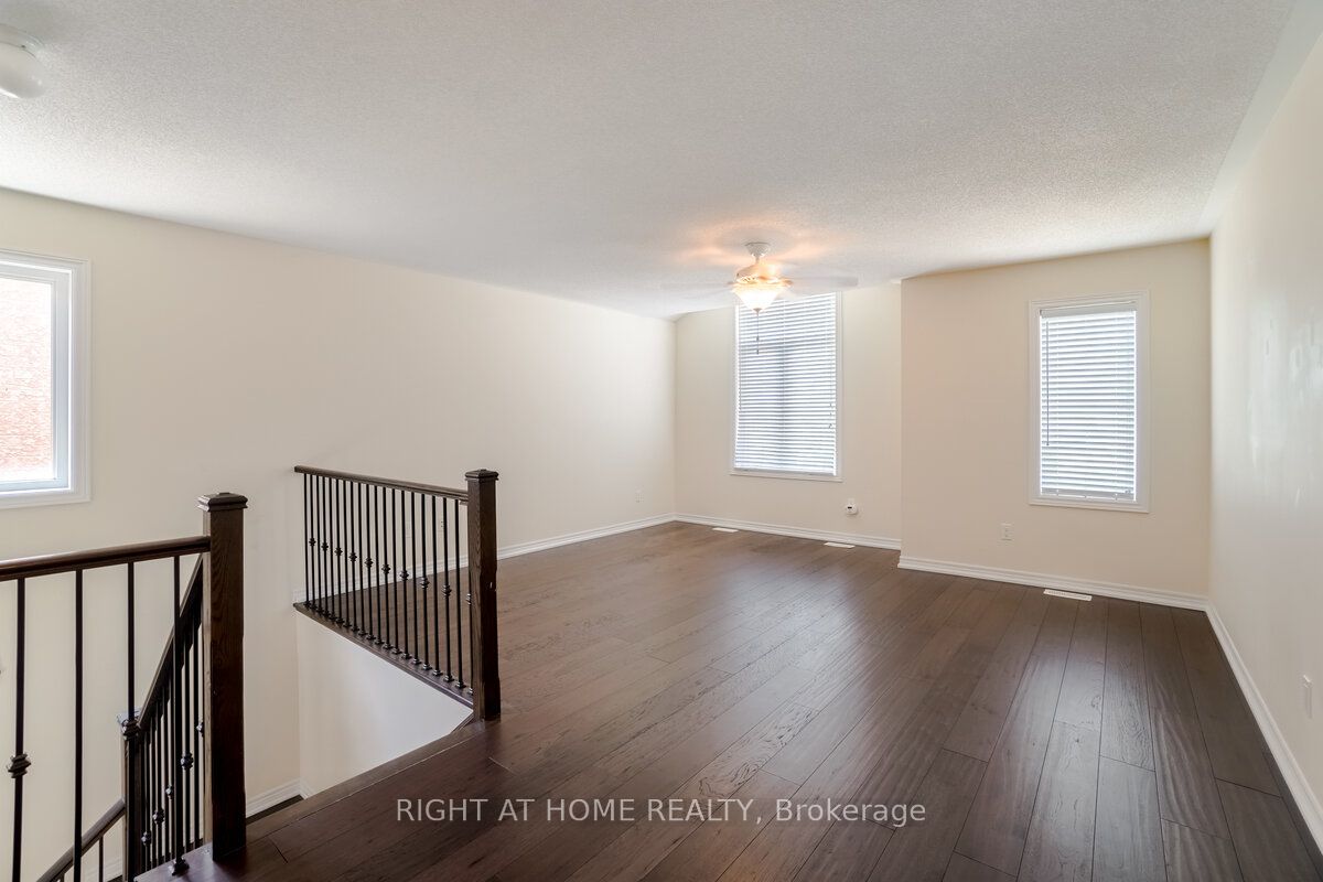 4644 Doug Wright Drive Property Photo 17