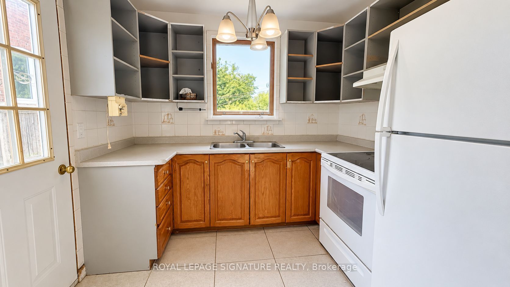 21 Via Italia Property Photo 5