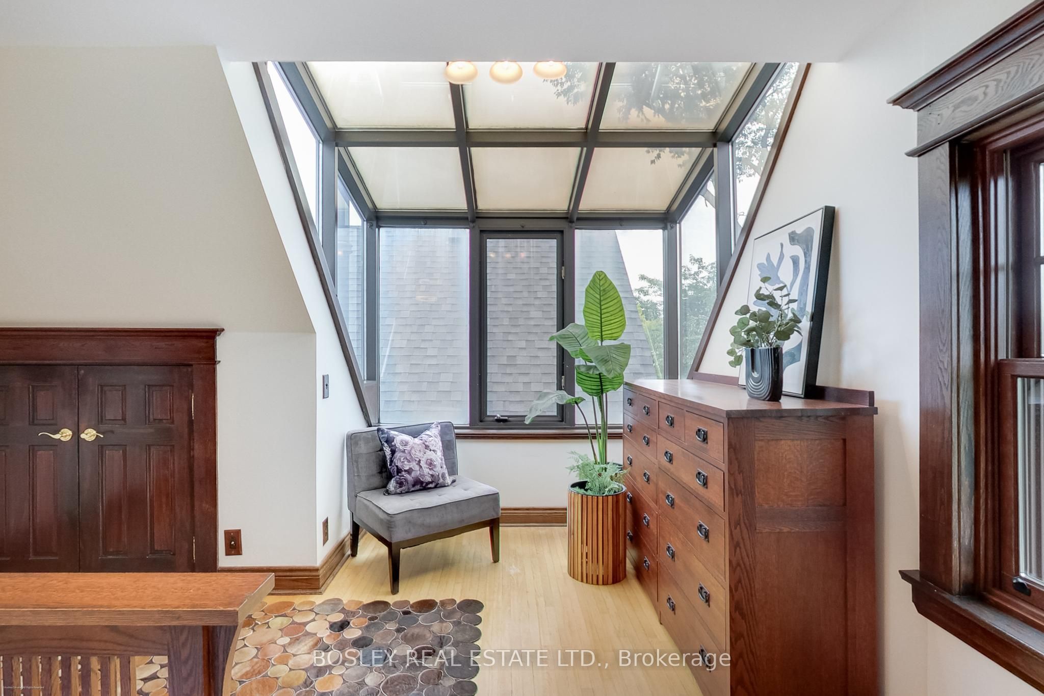161 Westminster Avenue Property Photo 20