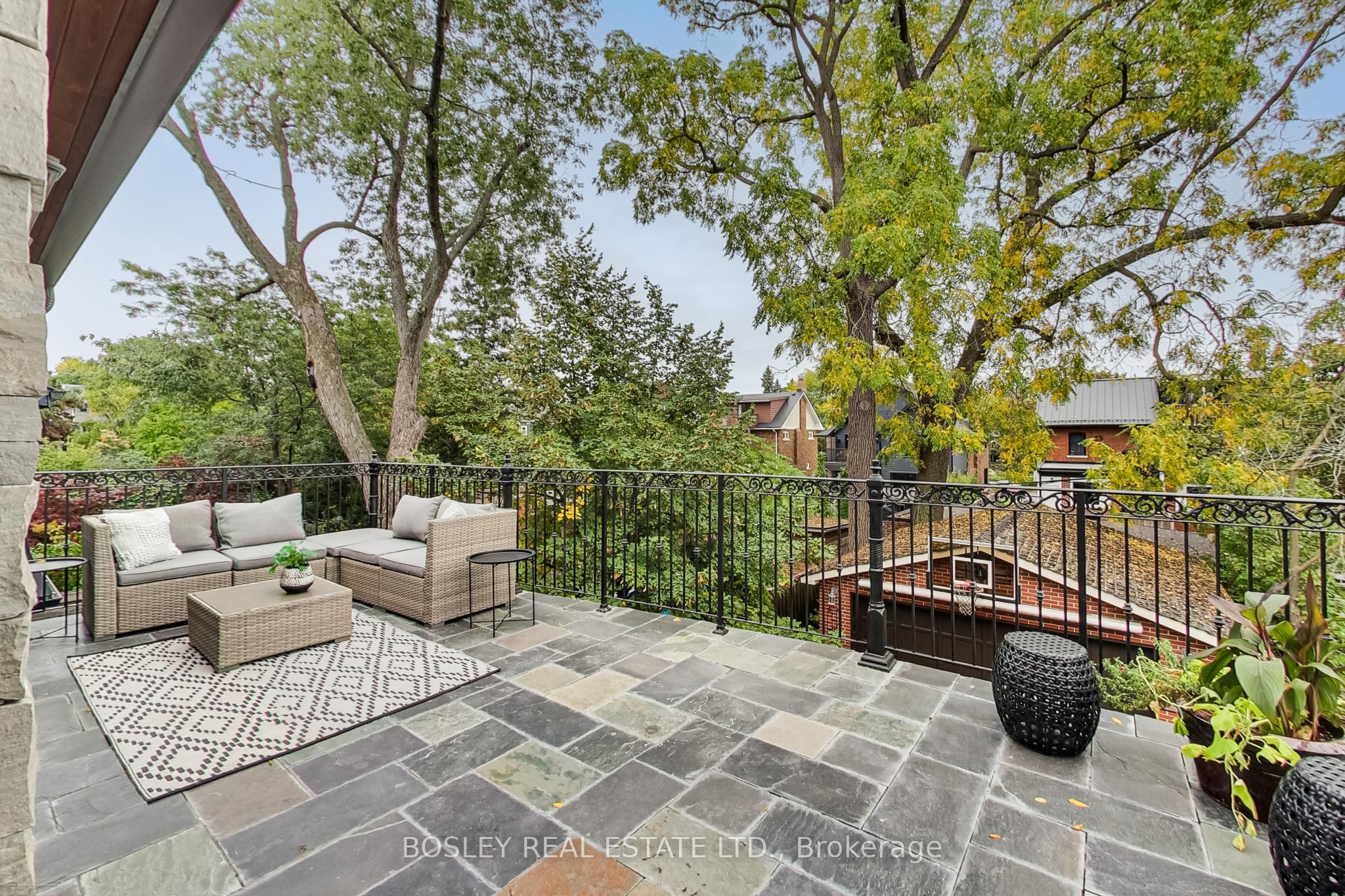 161 Westminster Avenue Property Photo 35