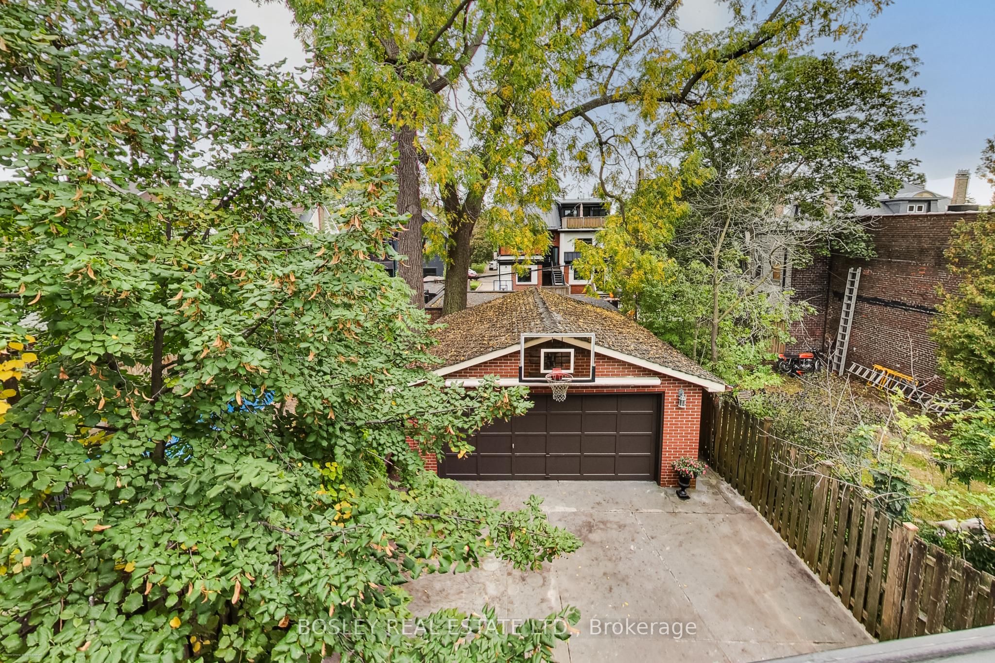 161 Westminster Avenue Property Photo 36