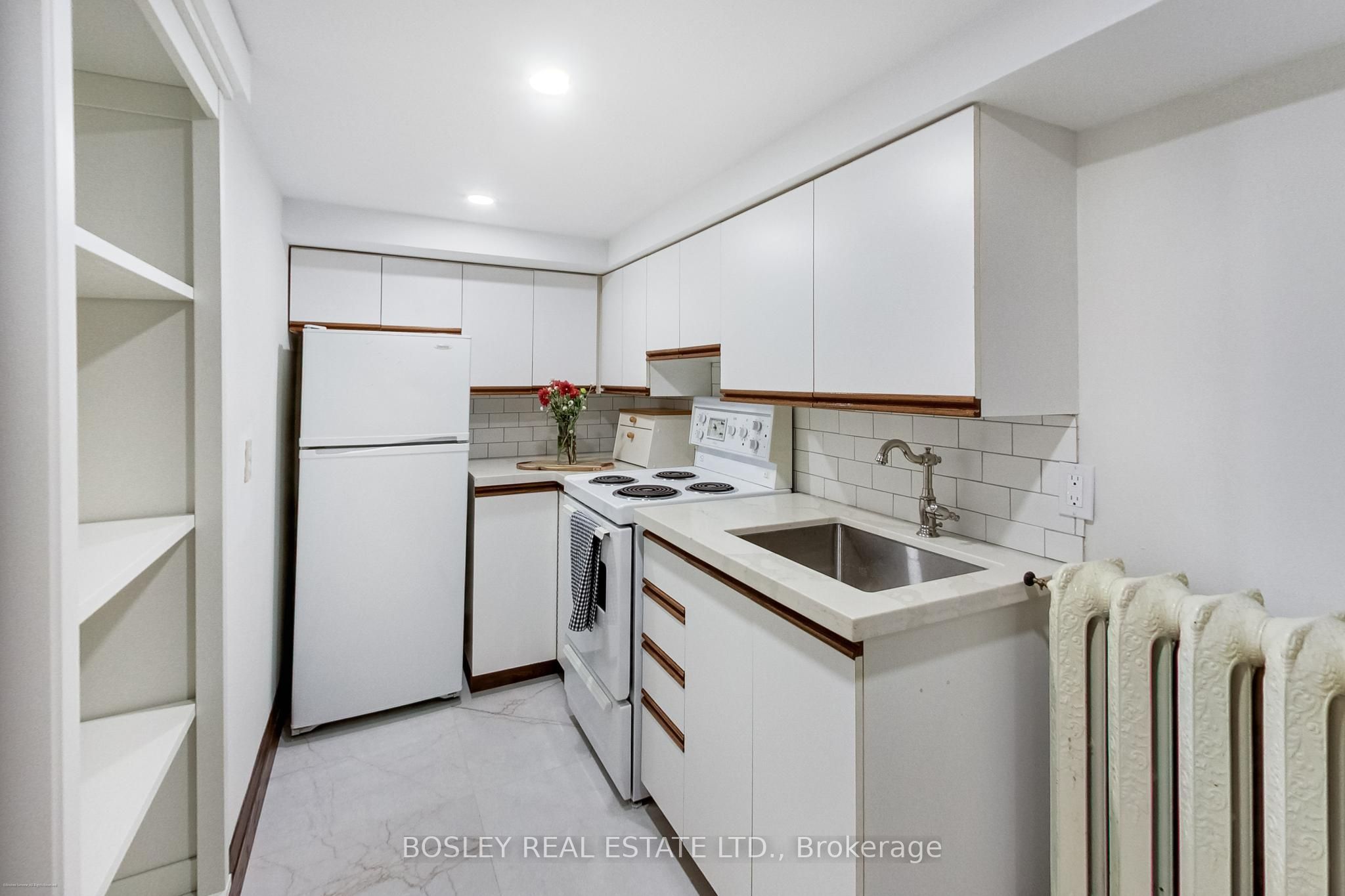 161 Westminster Avenue Property Photo 48