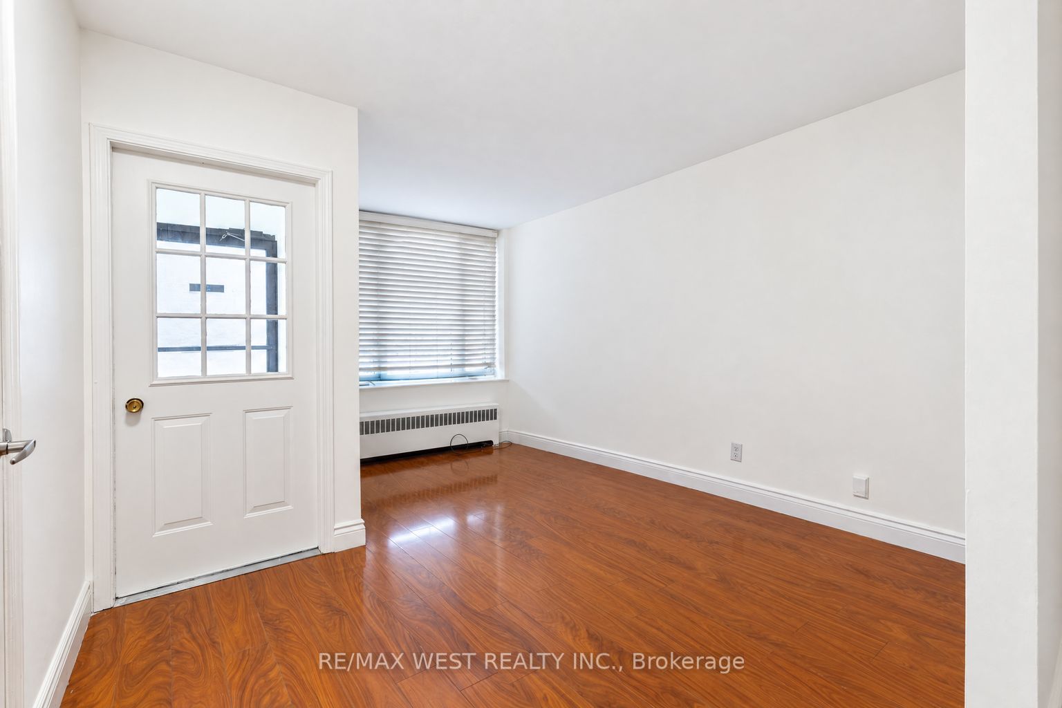 203 Islington Avenue Main Property Photo 7
