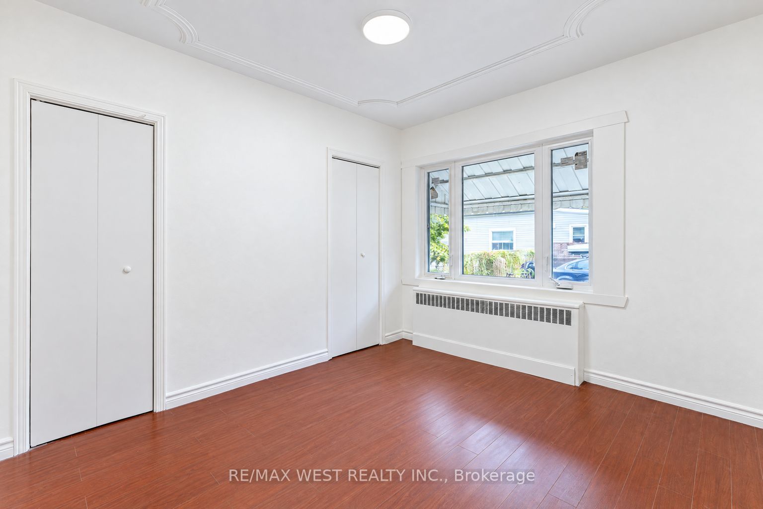 203 Islington Avenue Main Property Photo 24