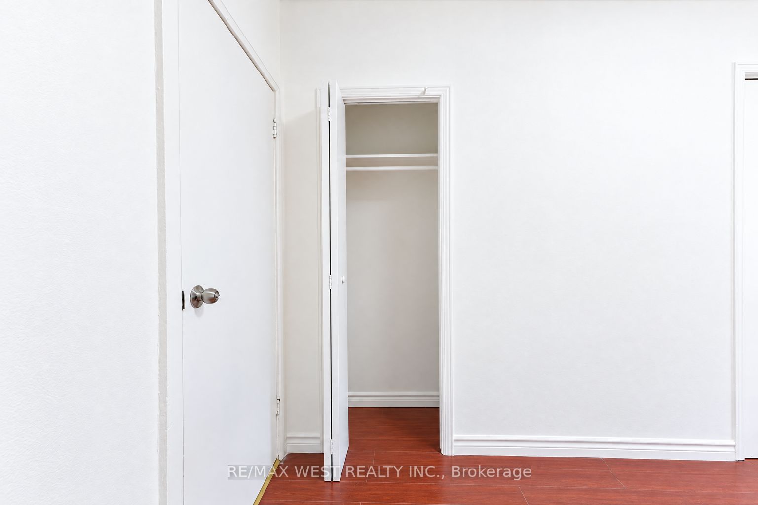 203 Islington Avenue Main Property Photo 29