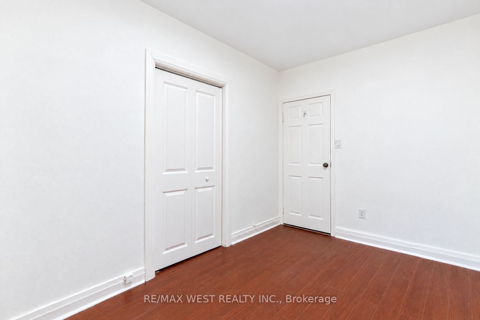 203 Islington Avenue Main Property Photo 33