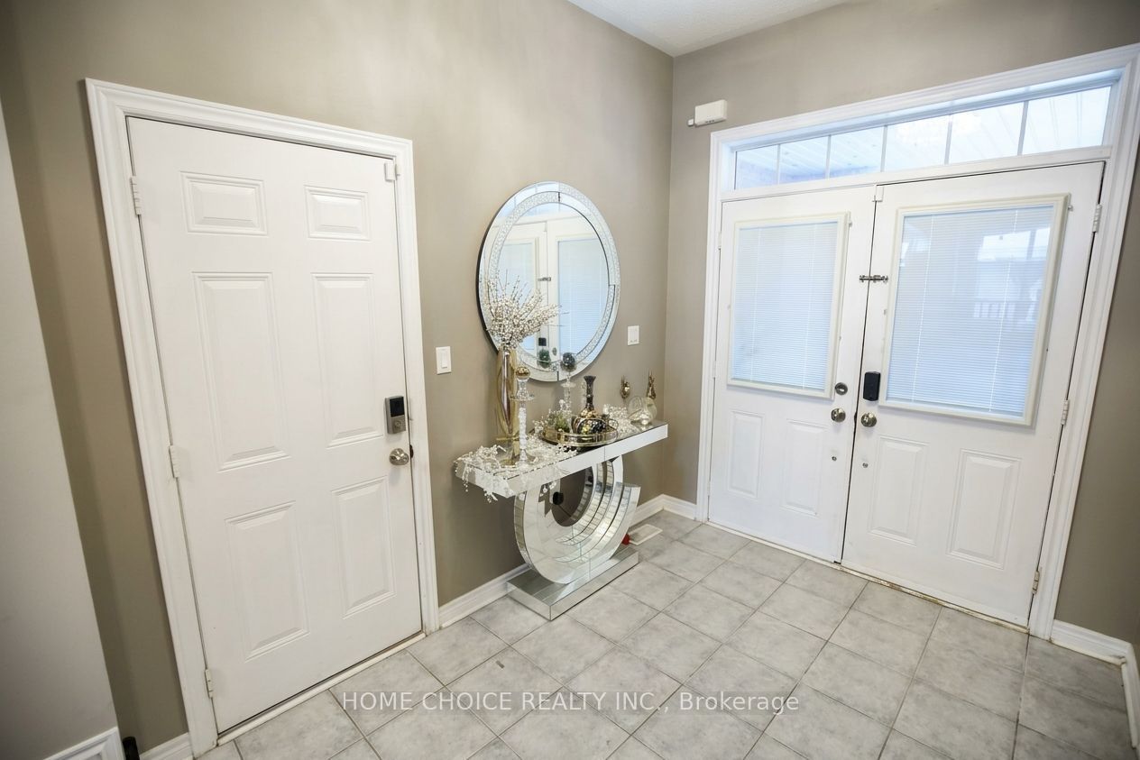3275 Stalybridge Drive 34 Property Photo 4