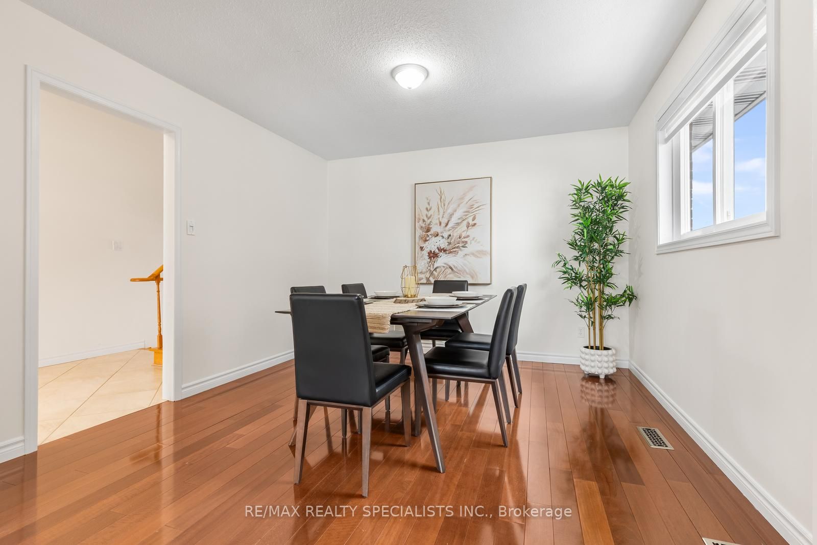 100 Princeton Terrace Property Photo 7