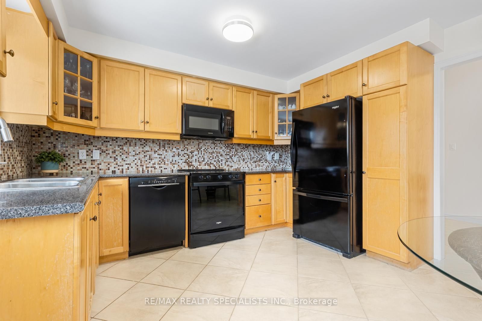 100 Princeton Terrace Property Photo 18