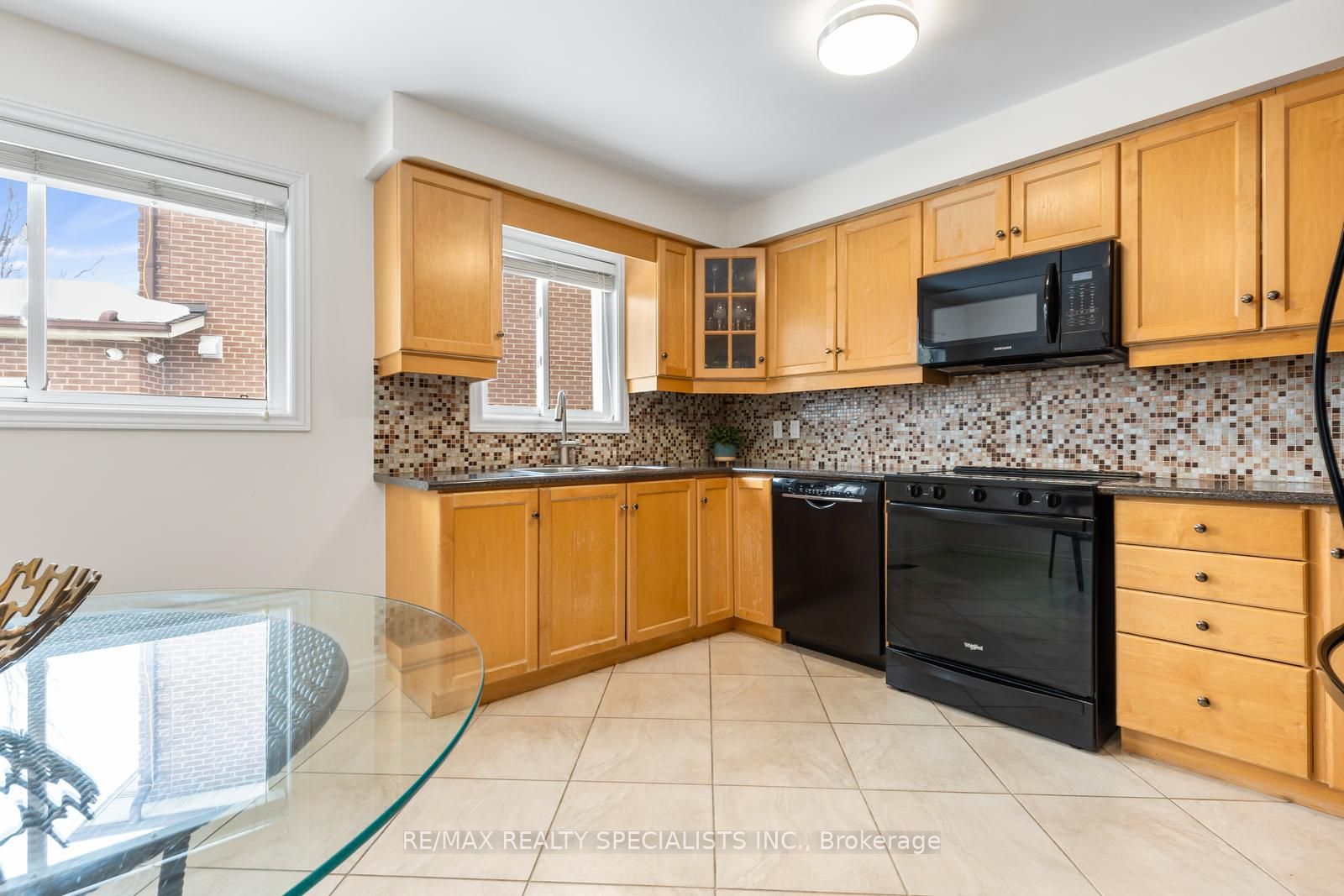100 Princeton Terrace Property Photo 19
