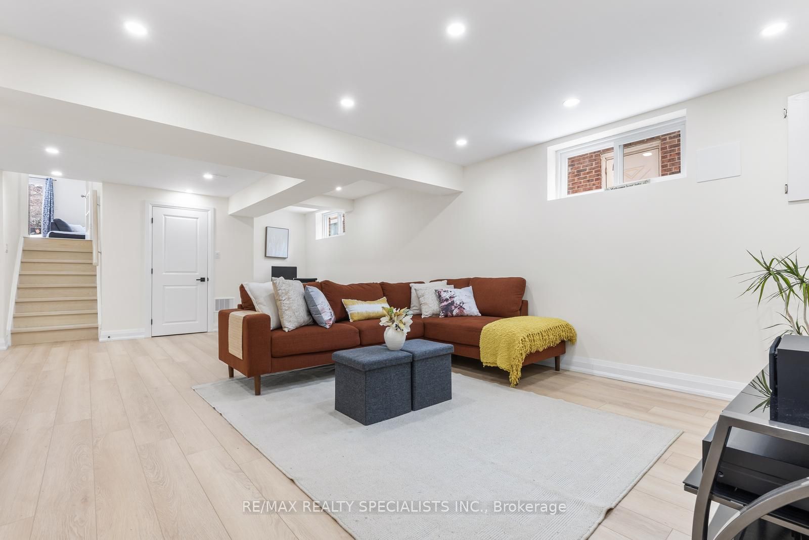 100 Princeton Terrace Property Photo 39