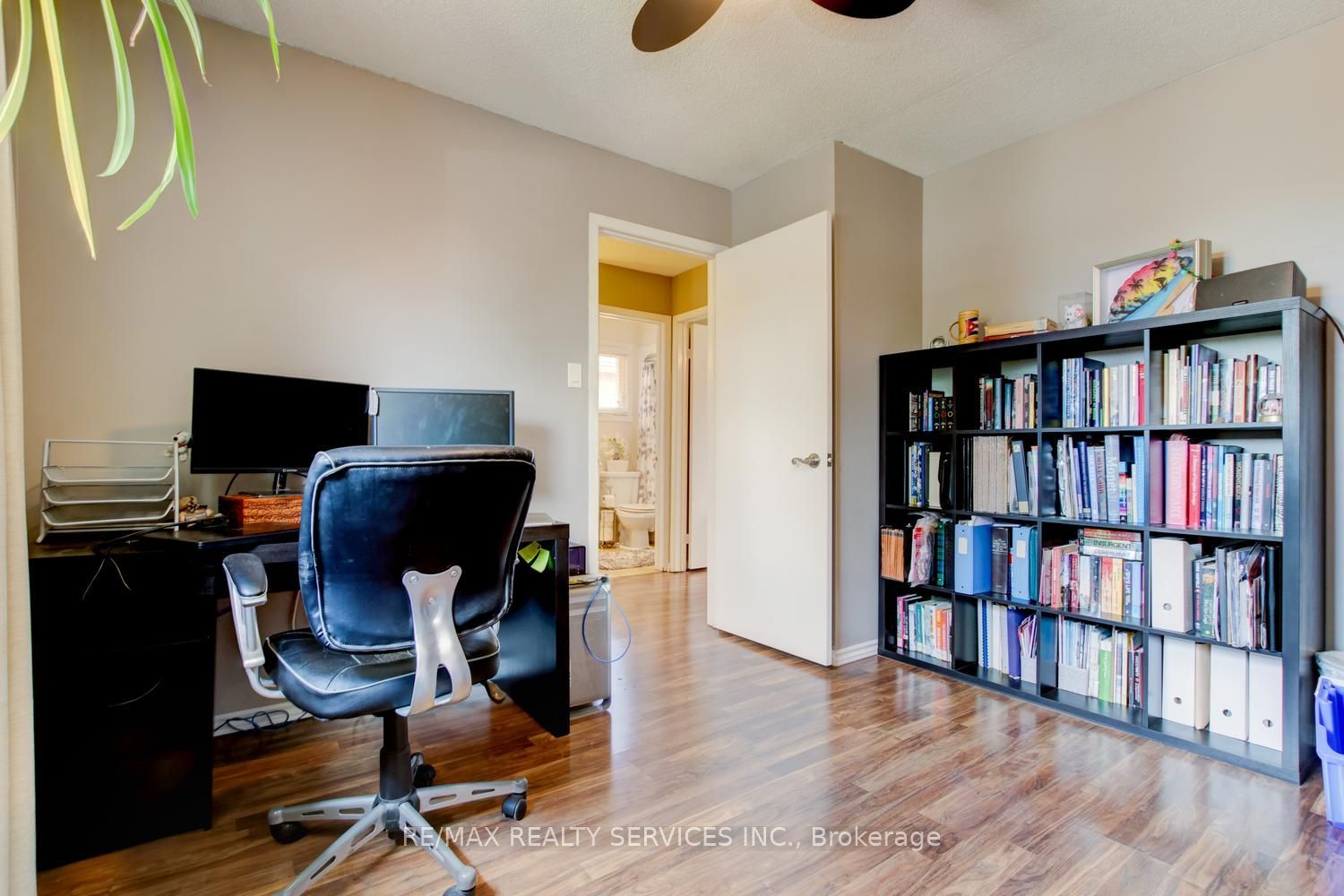 16 Cavalier Court Property Photo 29
