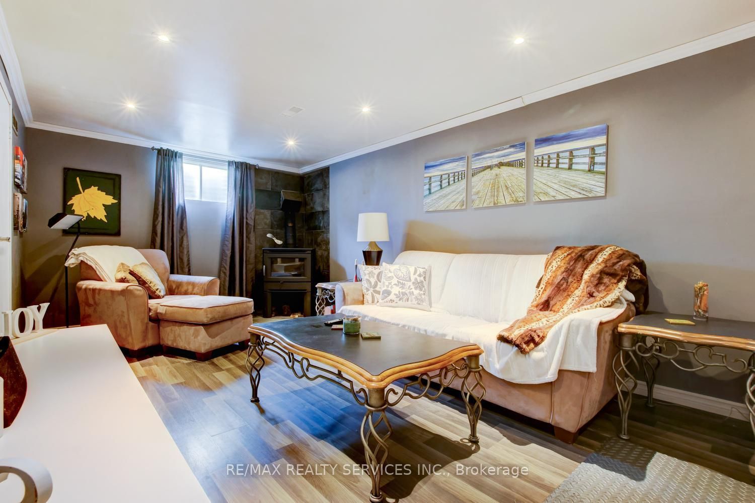 16 Cavalier Court Property Photo 32