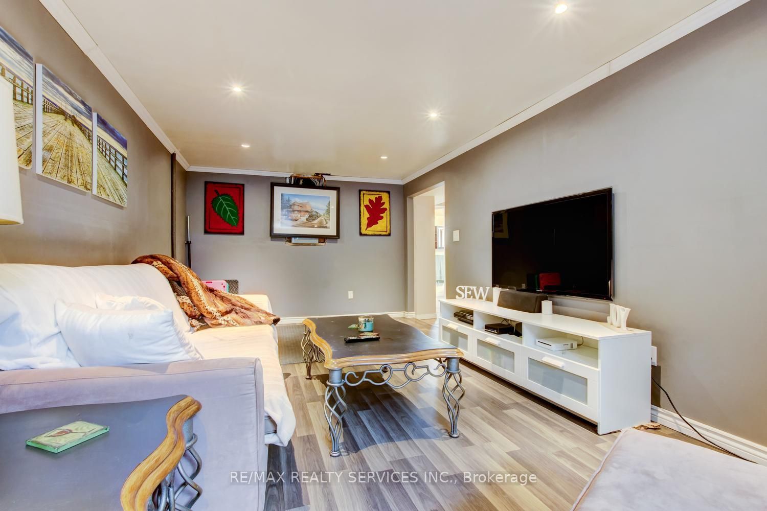 16 Cavalier Court Property Photo 33