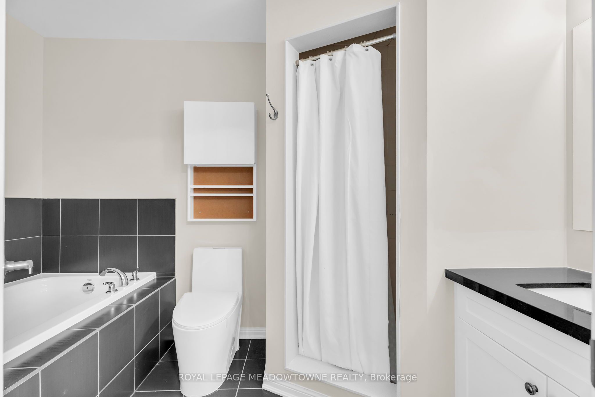 70 Betterton Crescent Property Photo 21