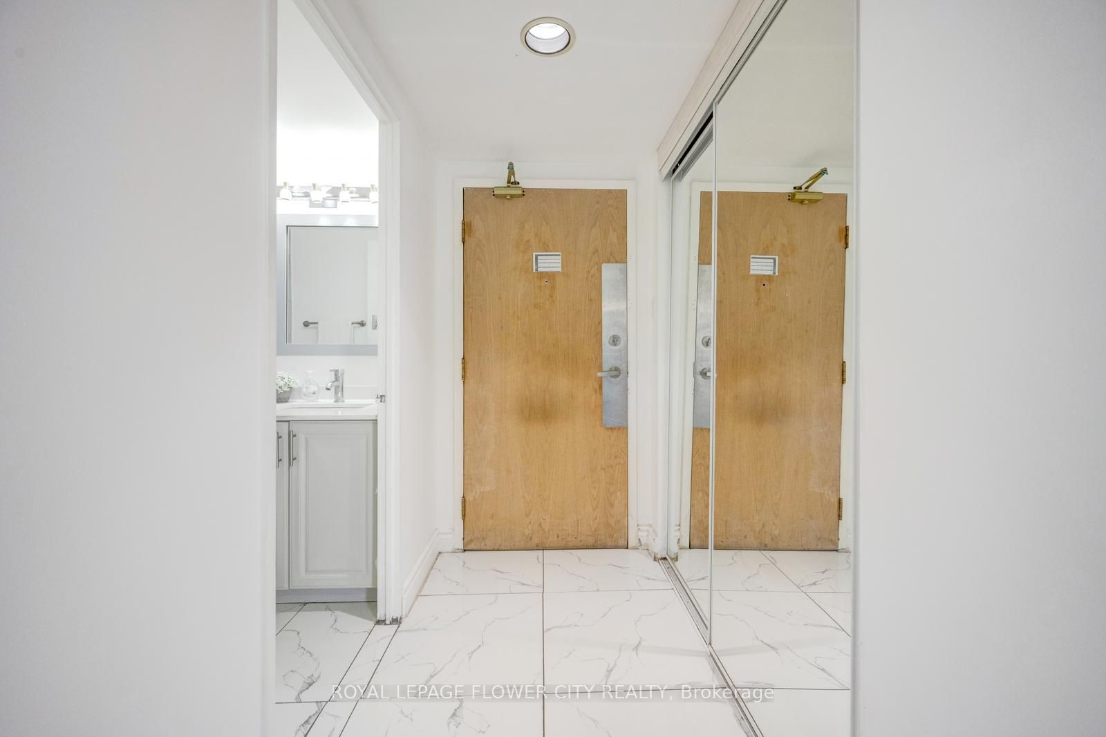 6 Humberline Drive 417 Property Photo 11