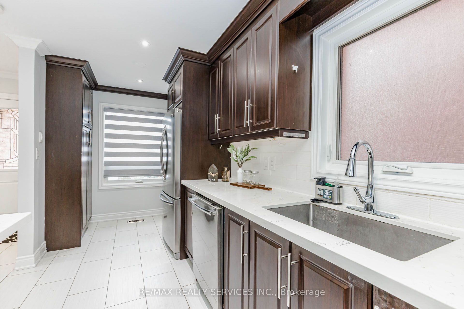 20 Murdoch Drive Property Photo 9
