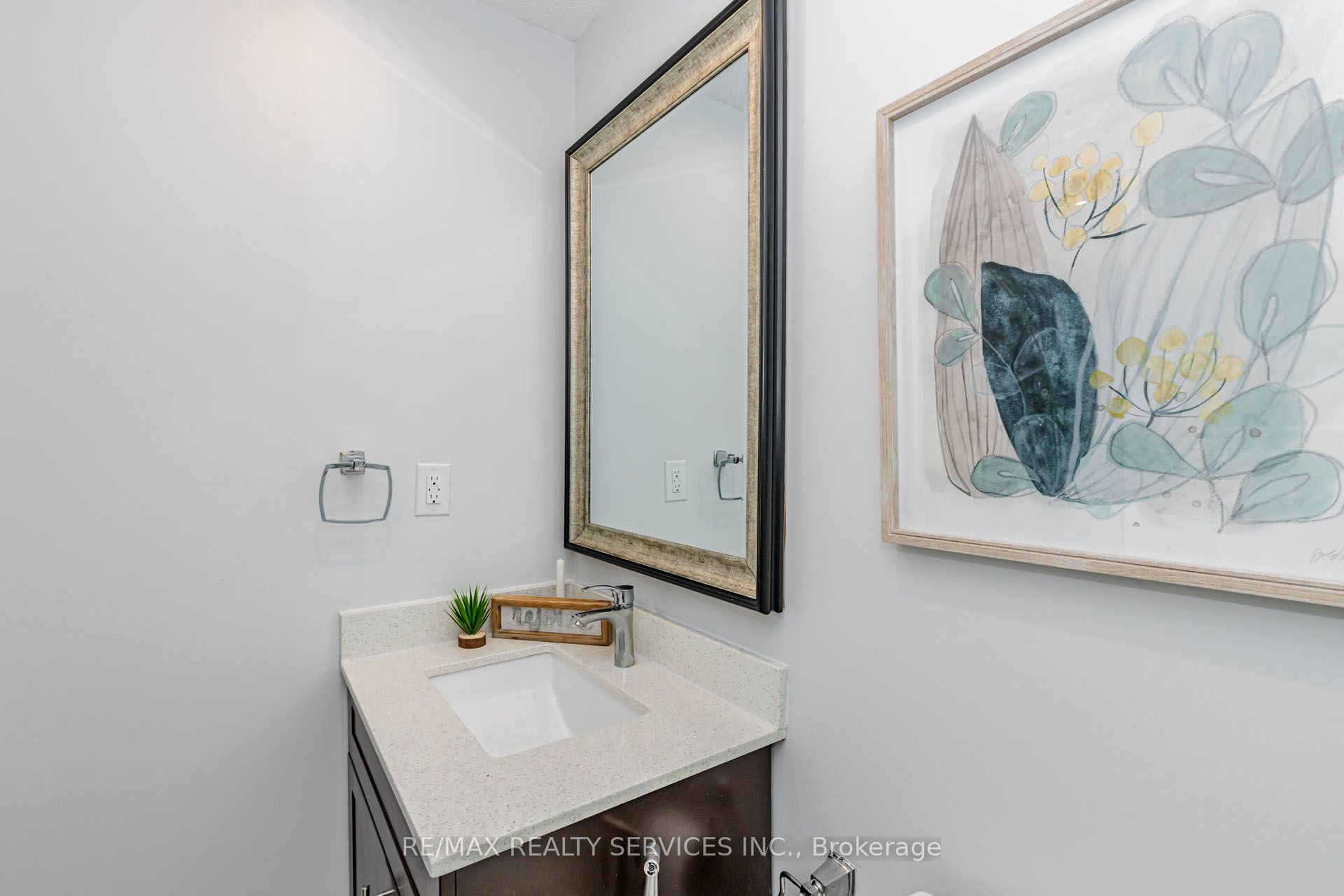 20 Murdoch Drive Property Photo 24