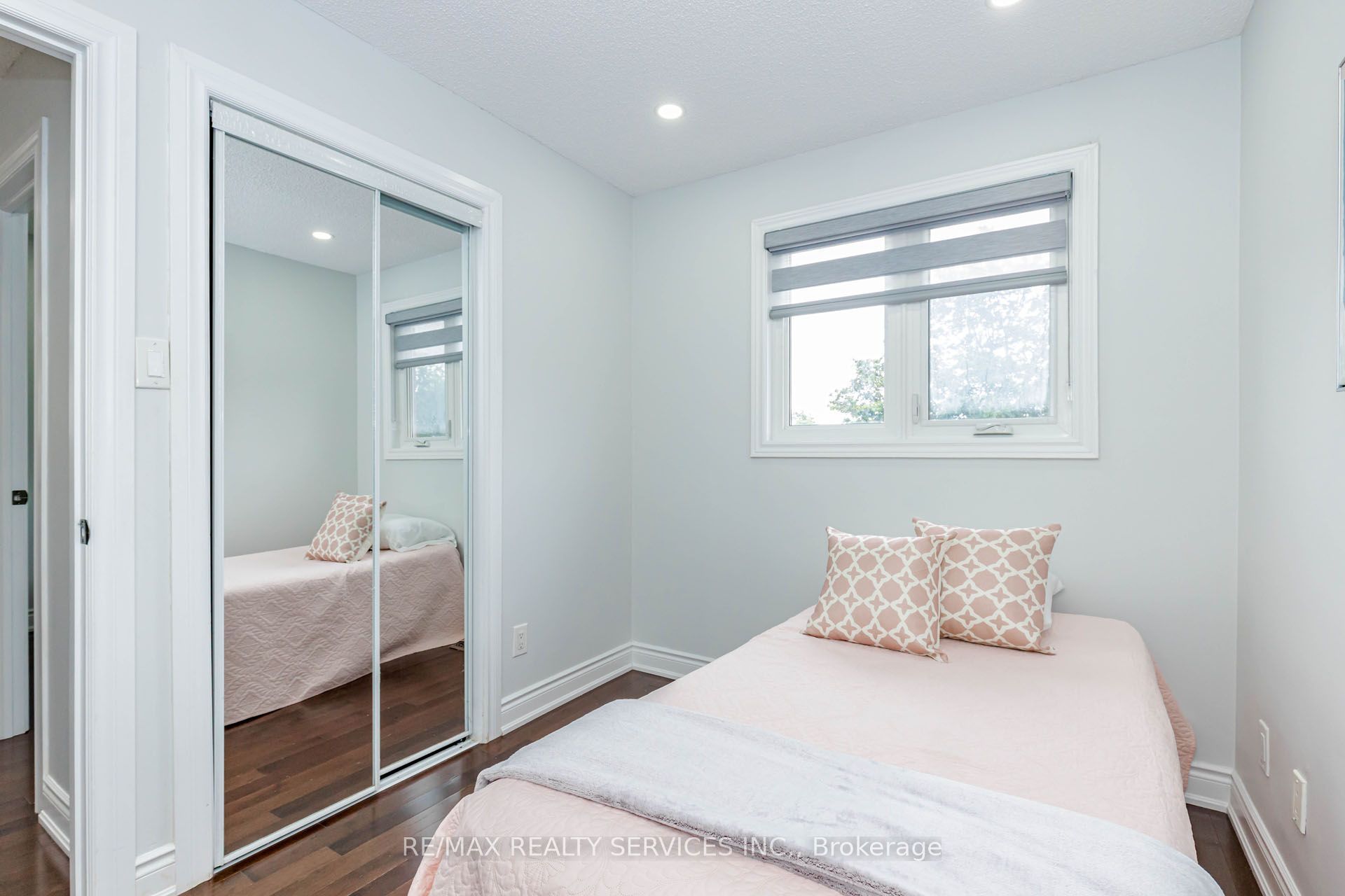 20 Murdoch Drive Property Photo 33