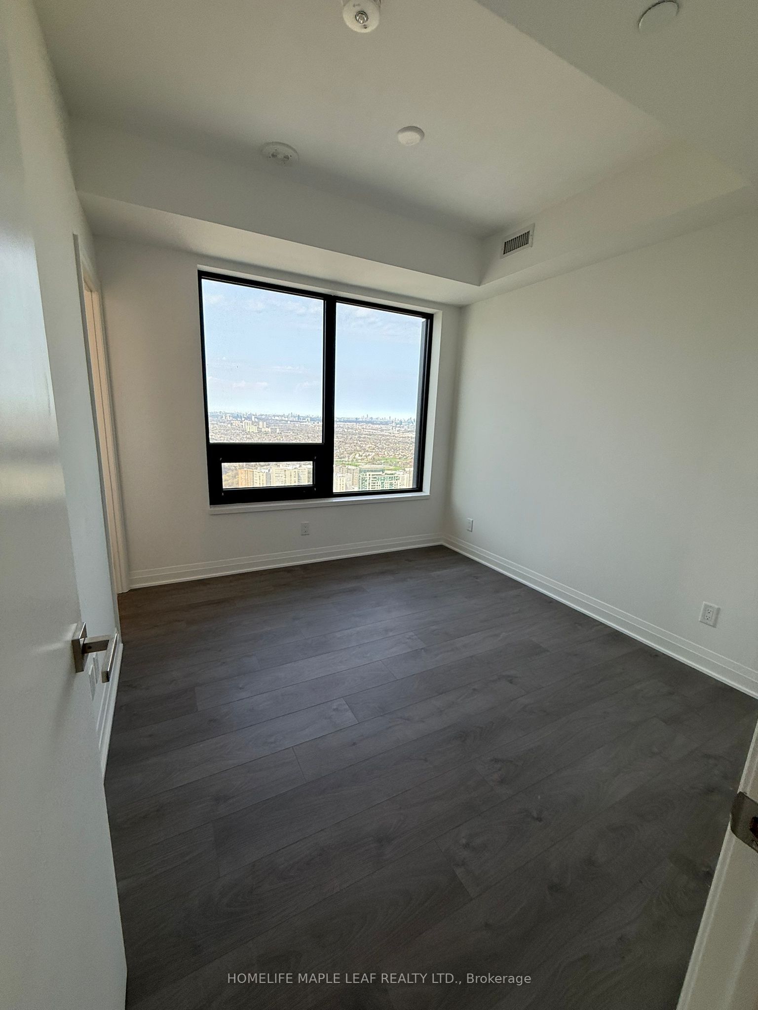 4015 The Exchange 5210 Property Photo 10