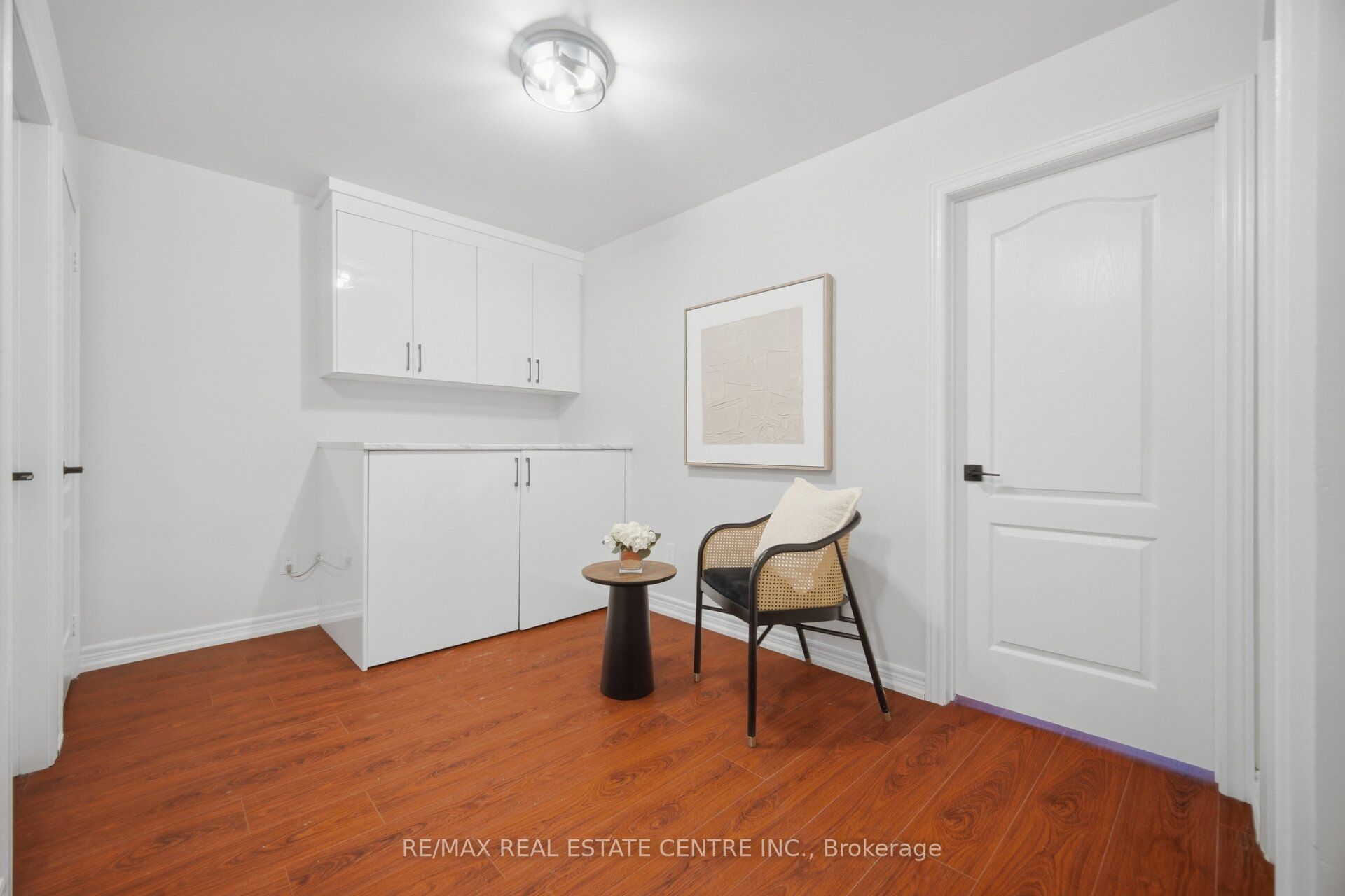 4804 Glasshill Grove Property Photo 23