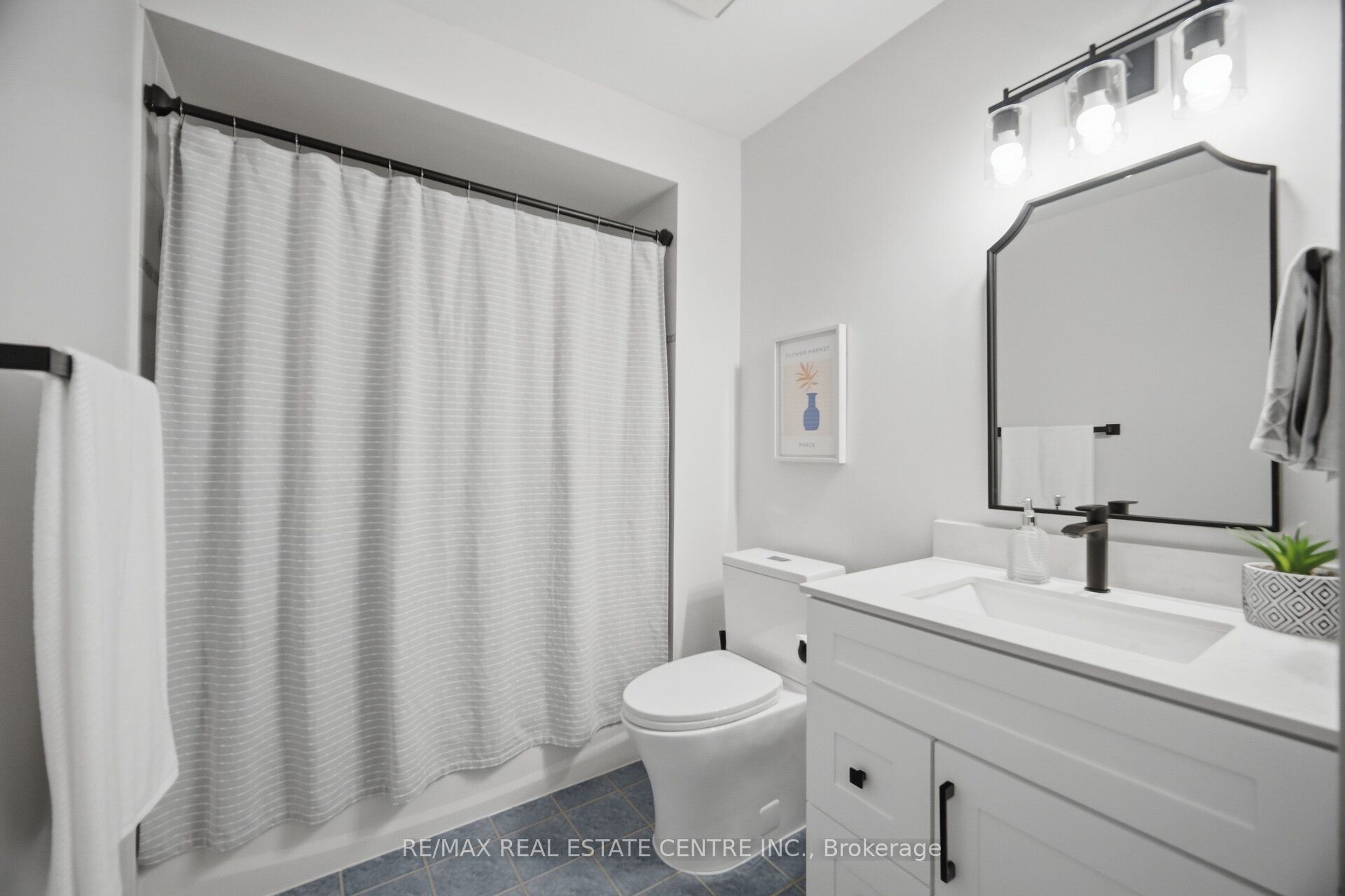 4804 Glasshill Grove Property Photo 34