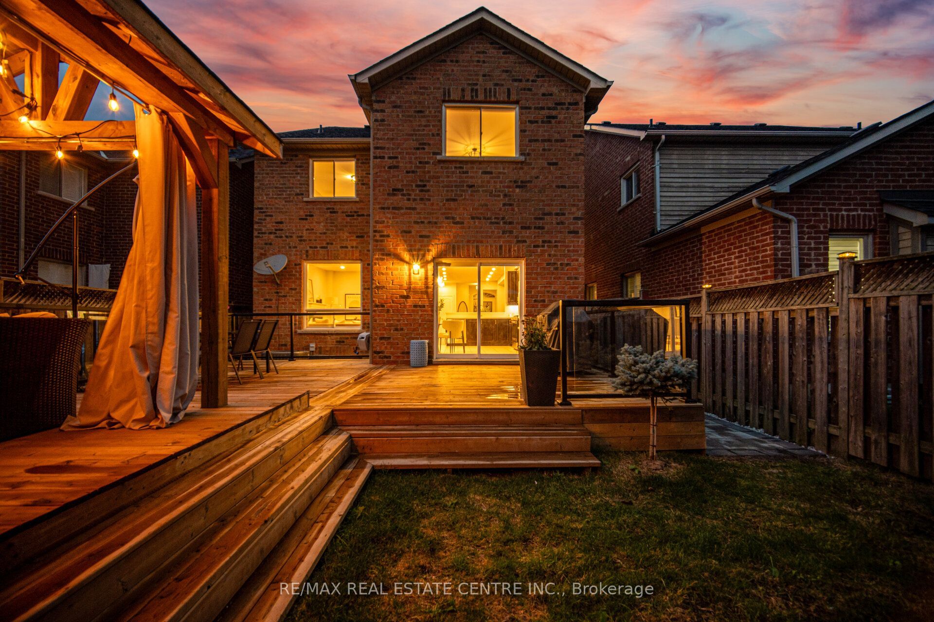 4804 Glasshill Grove Property Photo 45