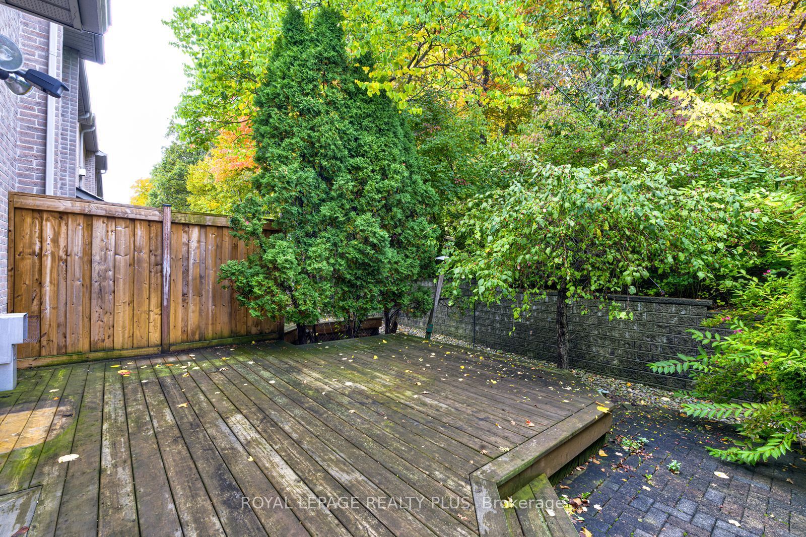 5490 Glen Erin Drive 3 Property Photo 29