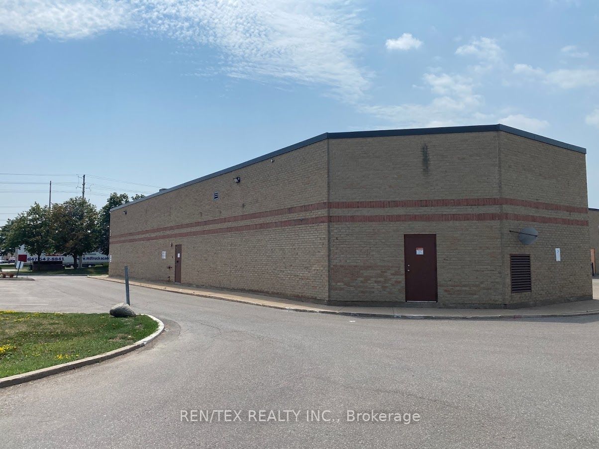 2500 Williams Parkway E 8-9 Property Photo 10