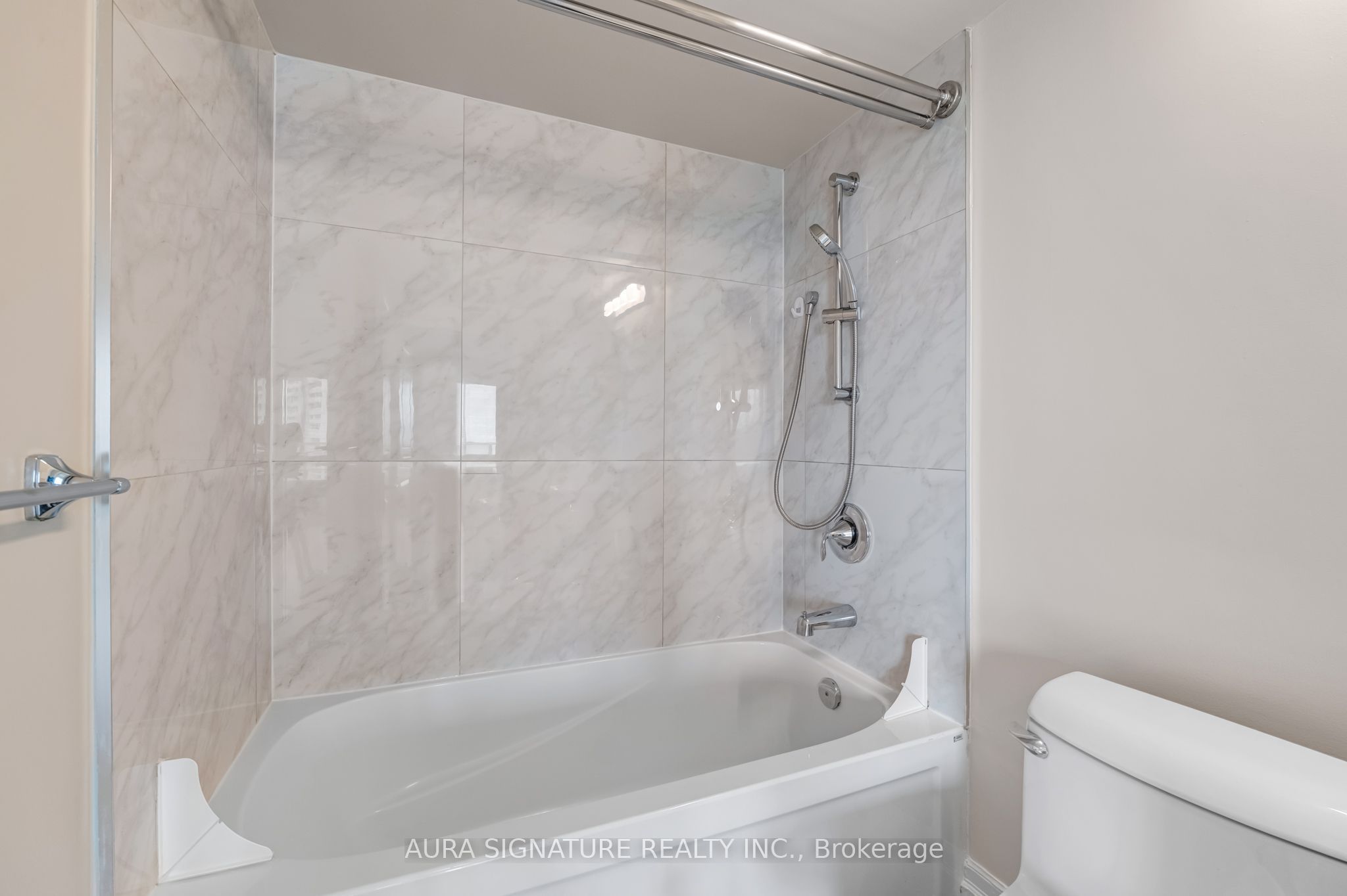 3 Hickory Tree Road 1010 Property Photo 21