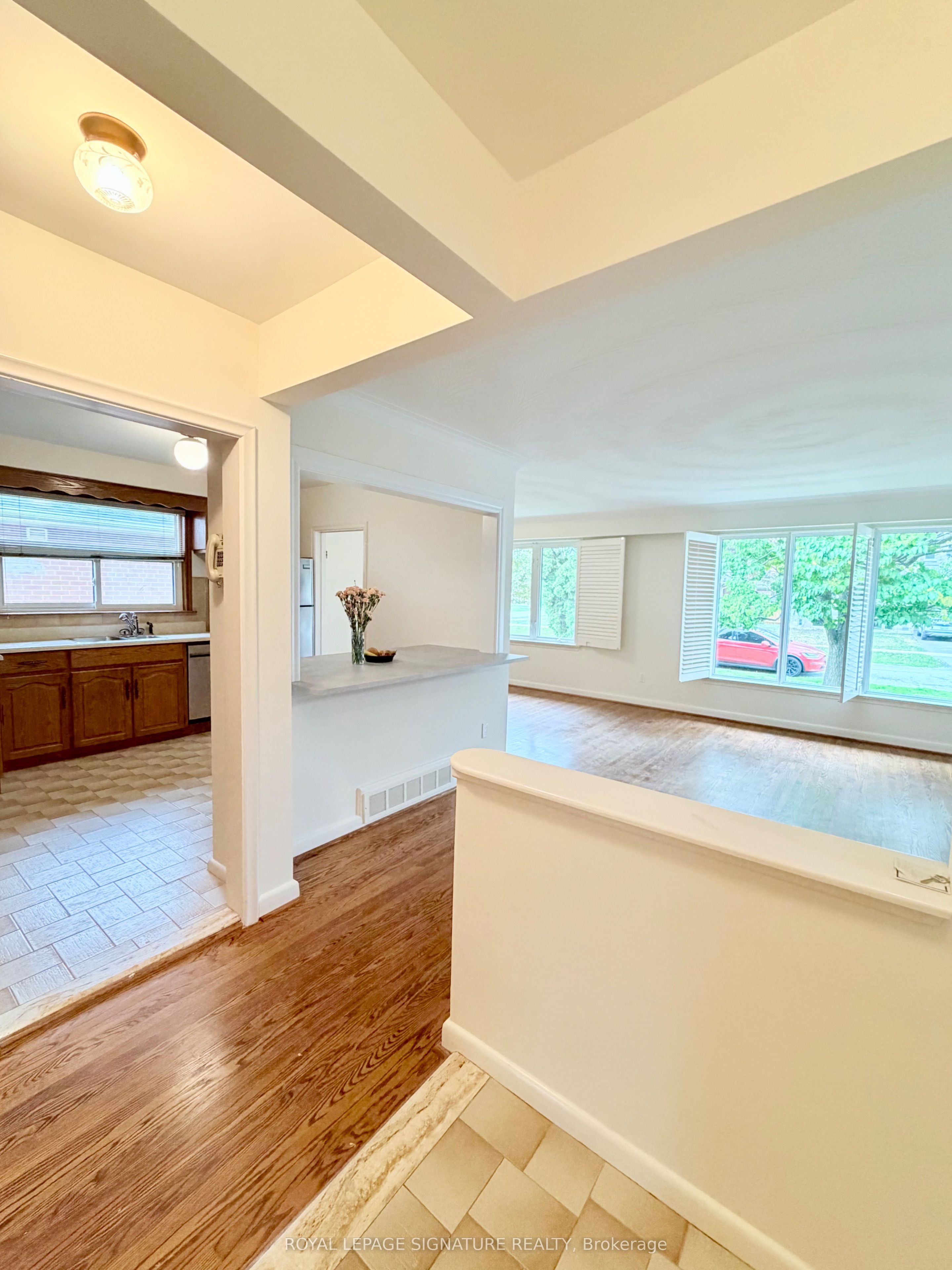 3 Avery Avenue Main Property Photo 4