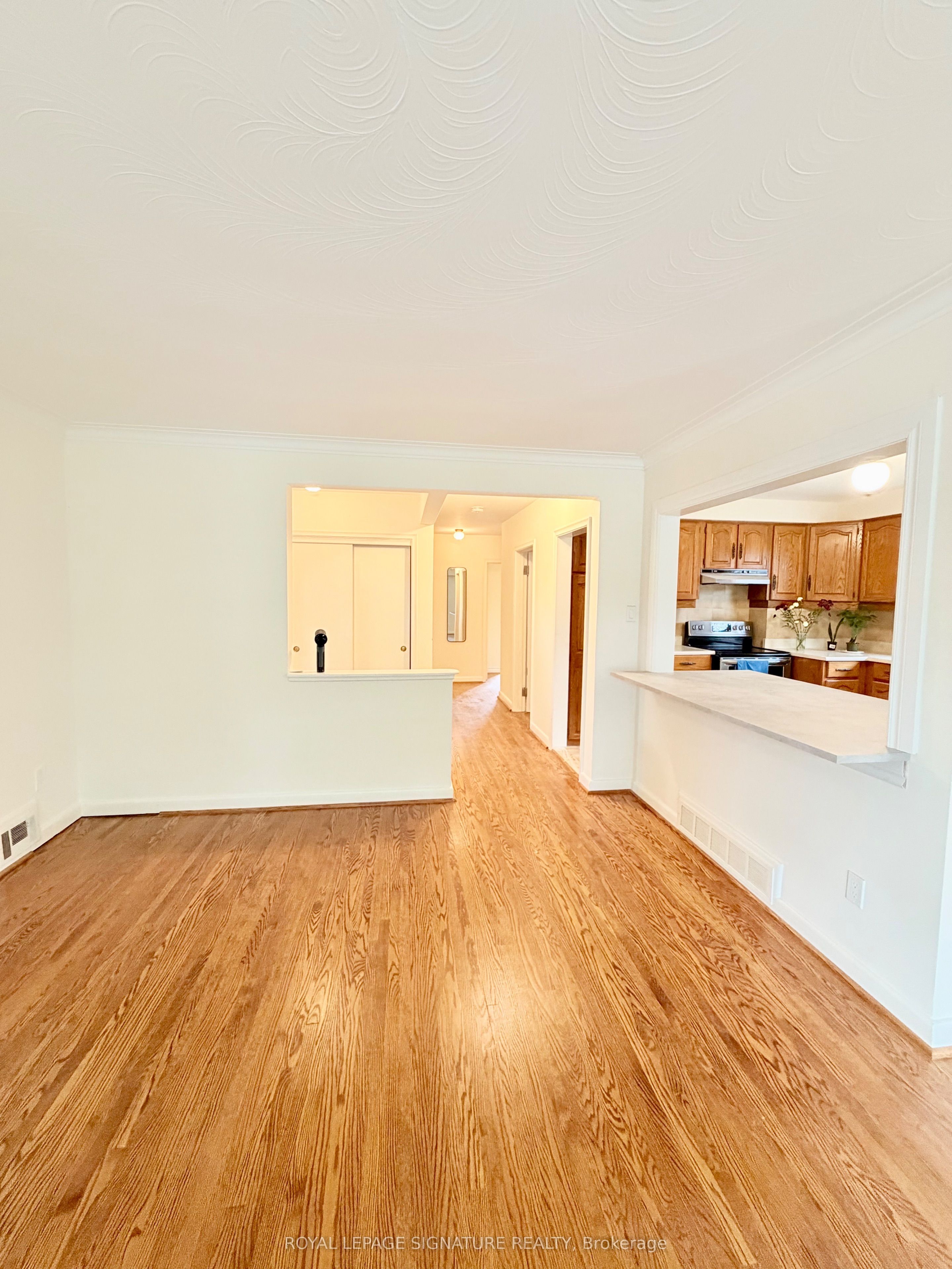3 Avery Avenue Main Property Photo 9