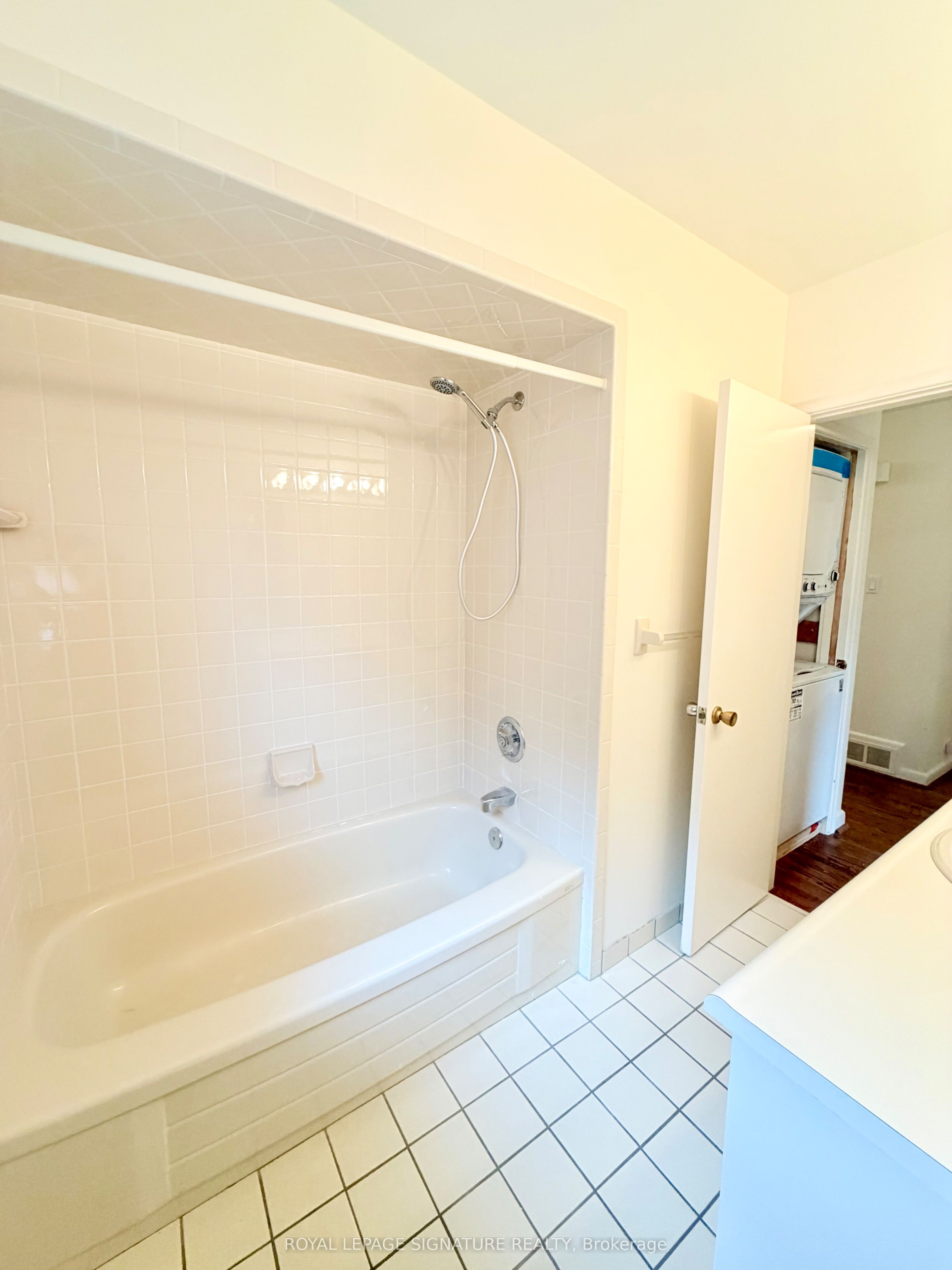 3 Avery Avenue Main Property Photo 27