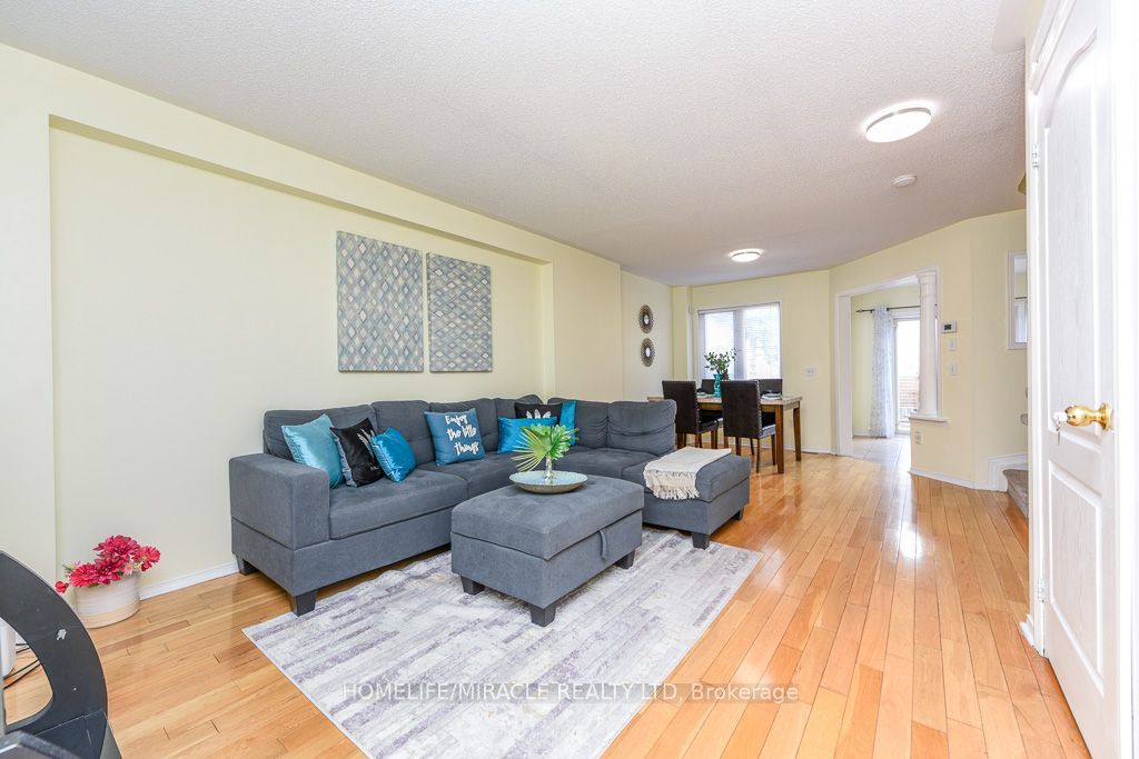 49 Seaside Circle Property Photo 3
